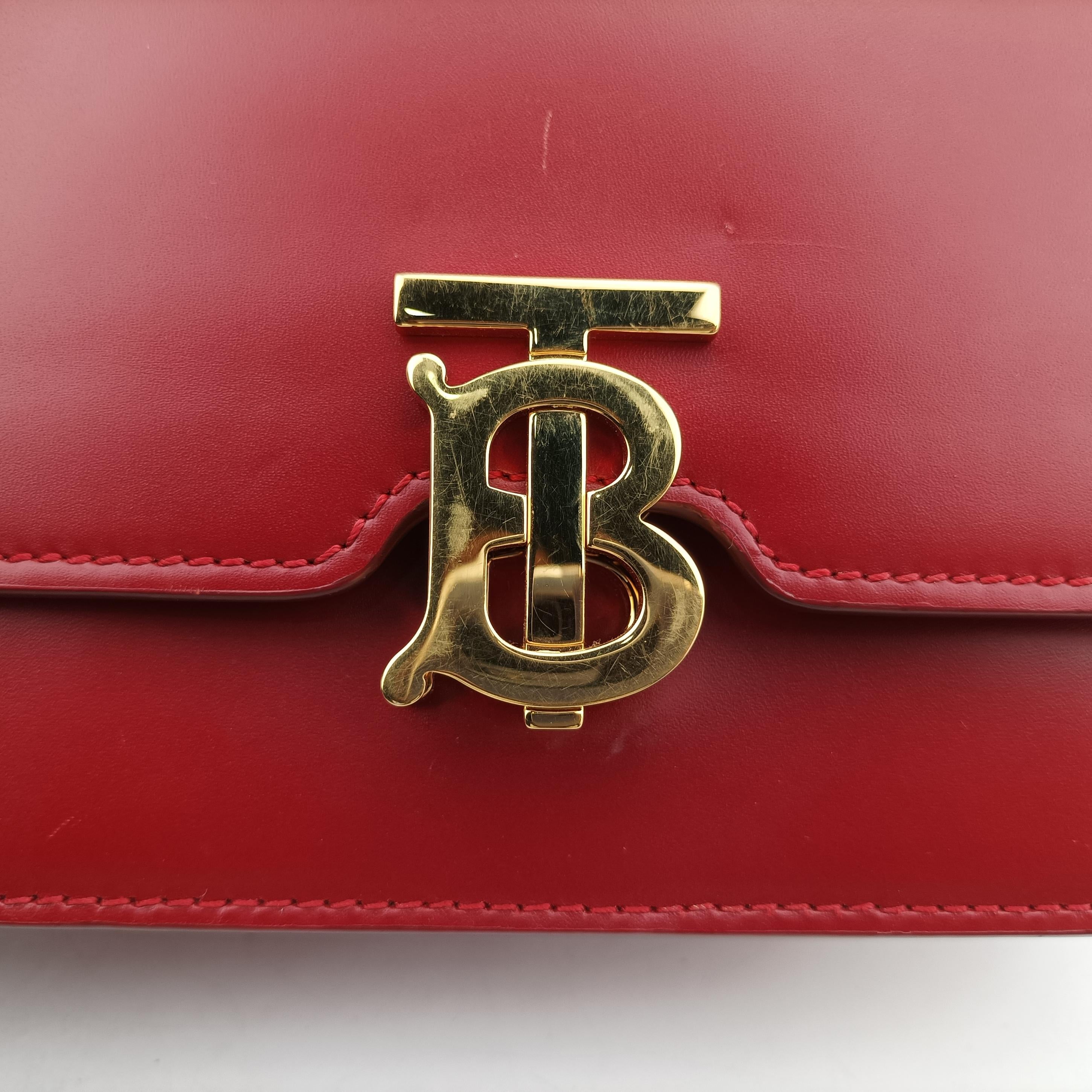 Pre-owned Burberry TB logo Red Leather  shoulderbag | stylenewstar