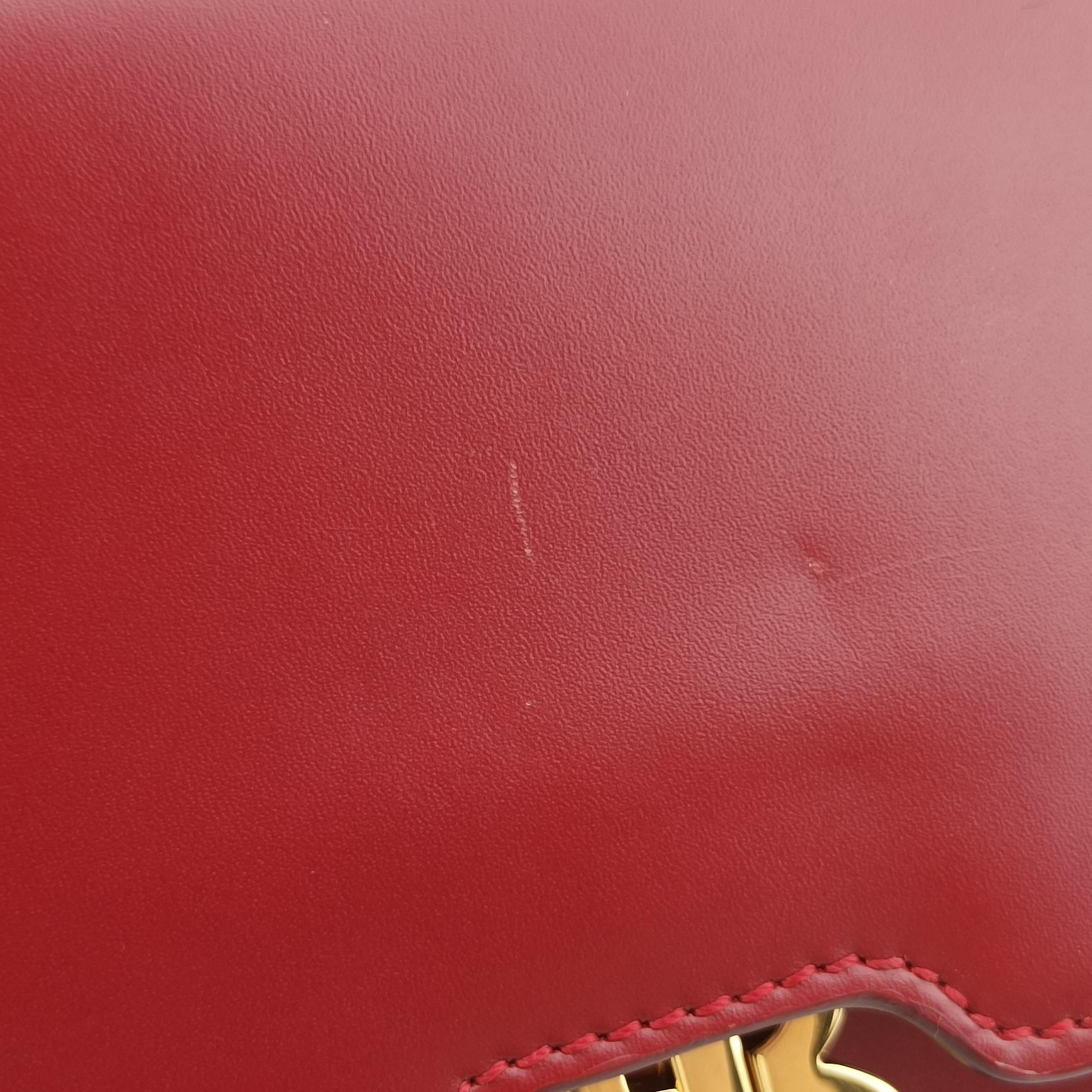 Pre-owned Burberry TB logo Red Leather  shoulderbag | stylenewstar