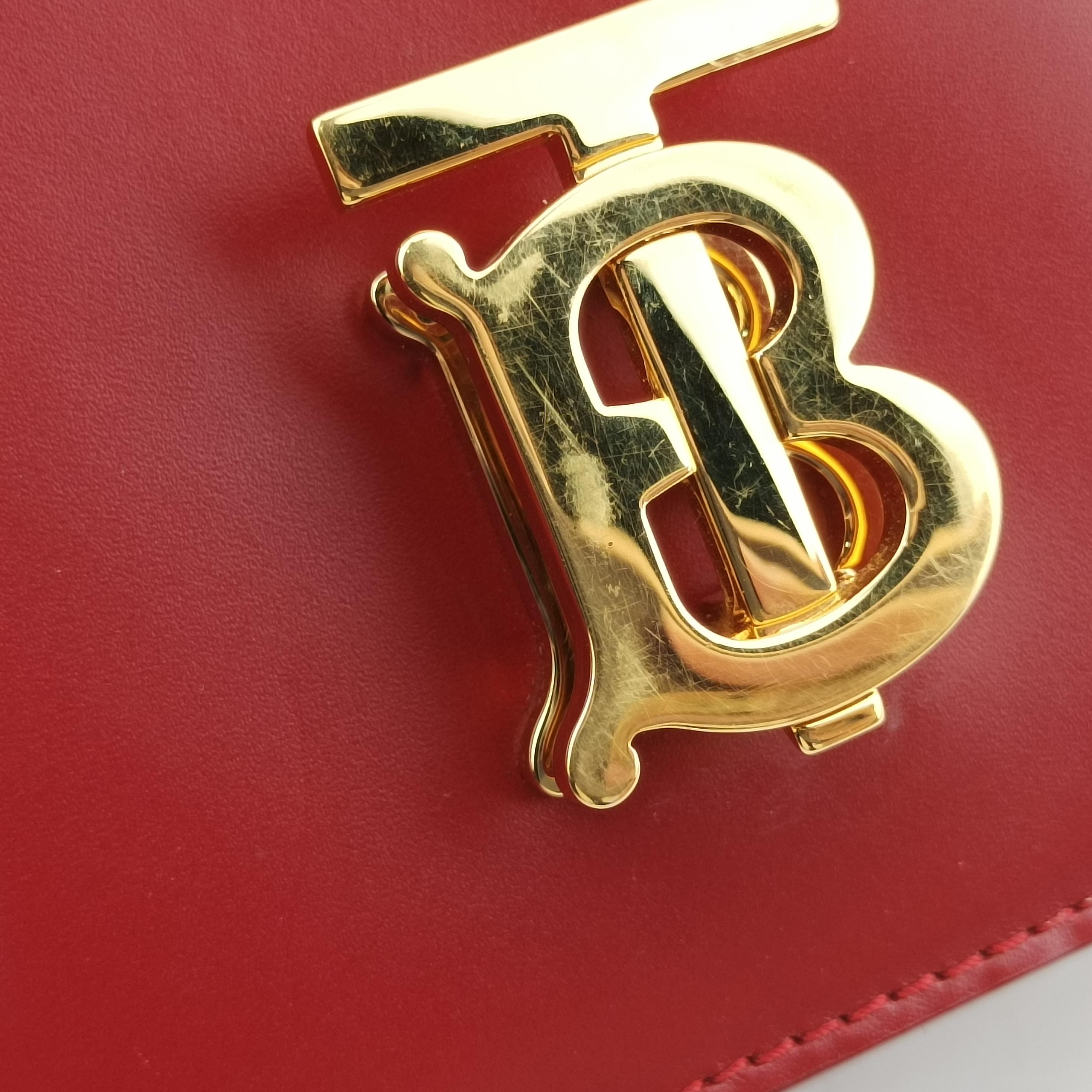 Pre-owned Burberry TB logo Red Leather  shoulderbag | stylenewstar