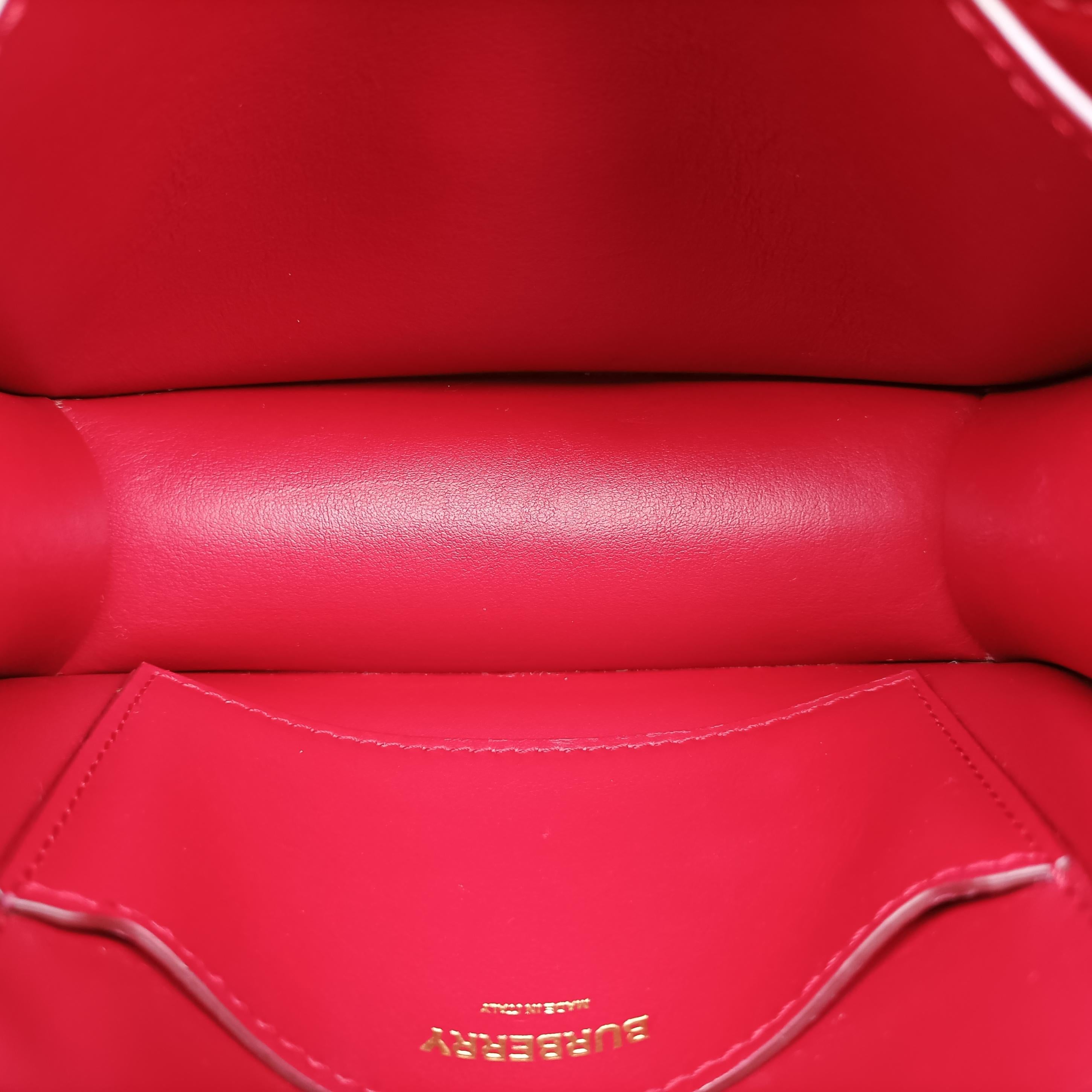 Pre-owned Burberry TB logo Red Leather  shoulderbag | stylenewstar