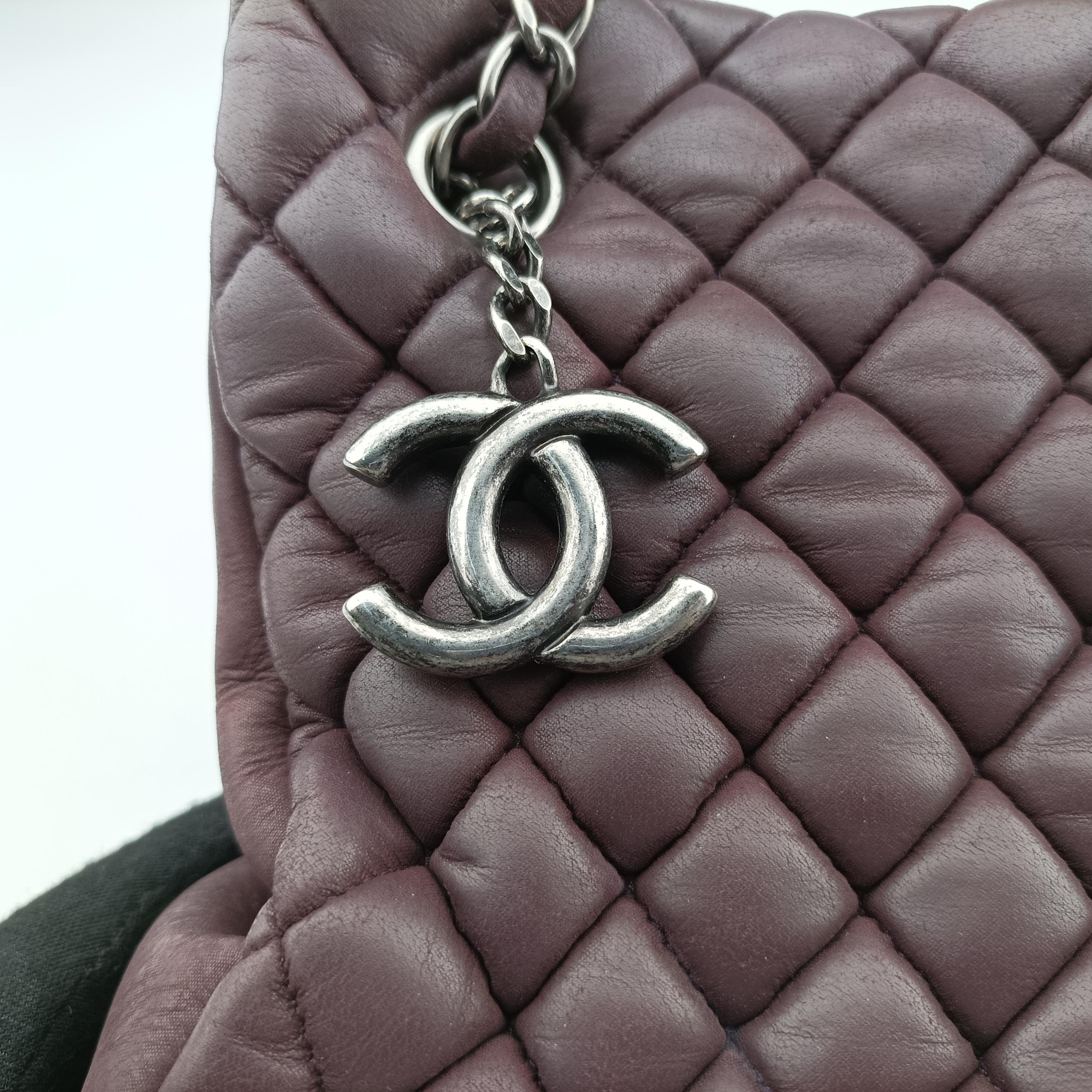 Pre-owned Chanel Bubble Tote Red Iridescent Calfskin A67388 shoulderbag | stylenewstar
