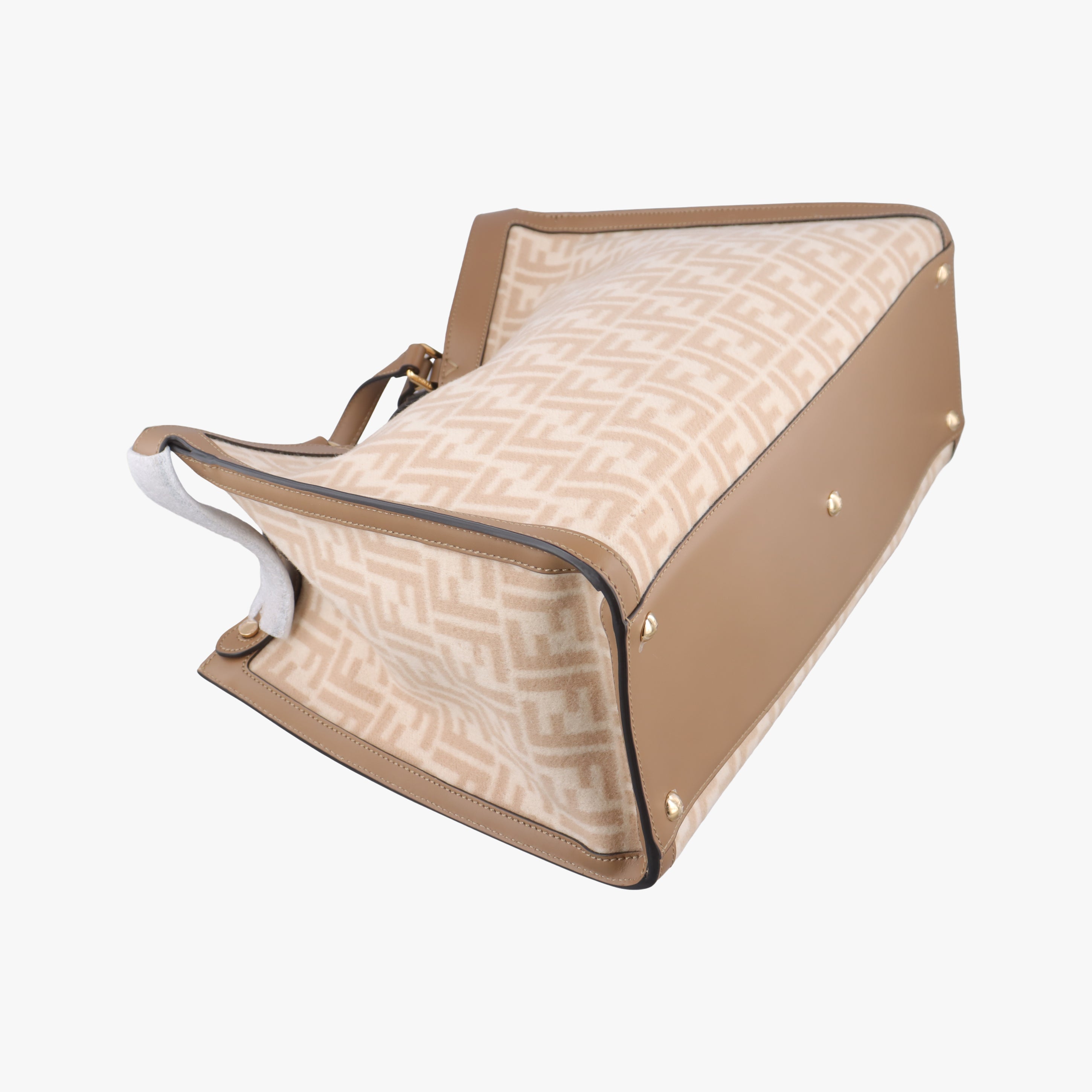 Pre-owned Fendi Peekaboo Beige velor 8BH374 shoulderbag | stylenewstar