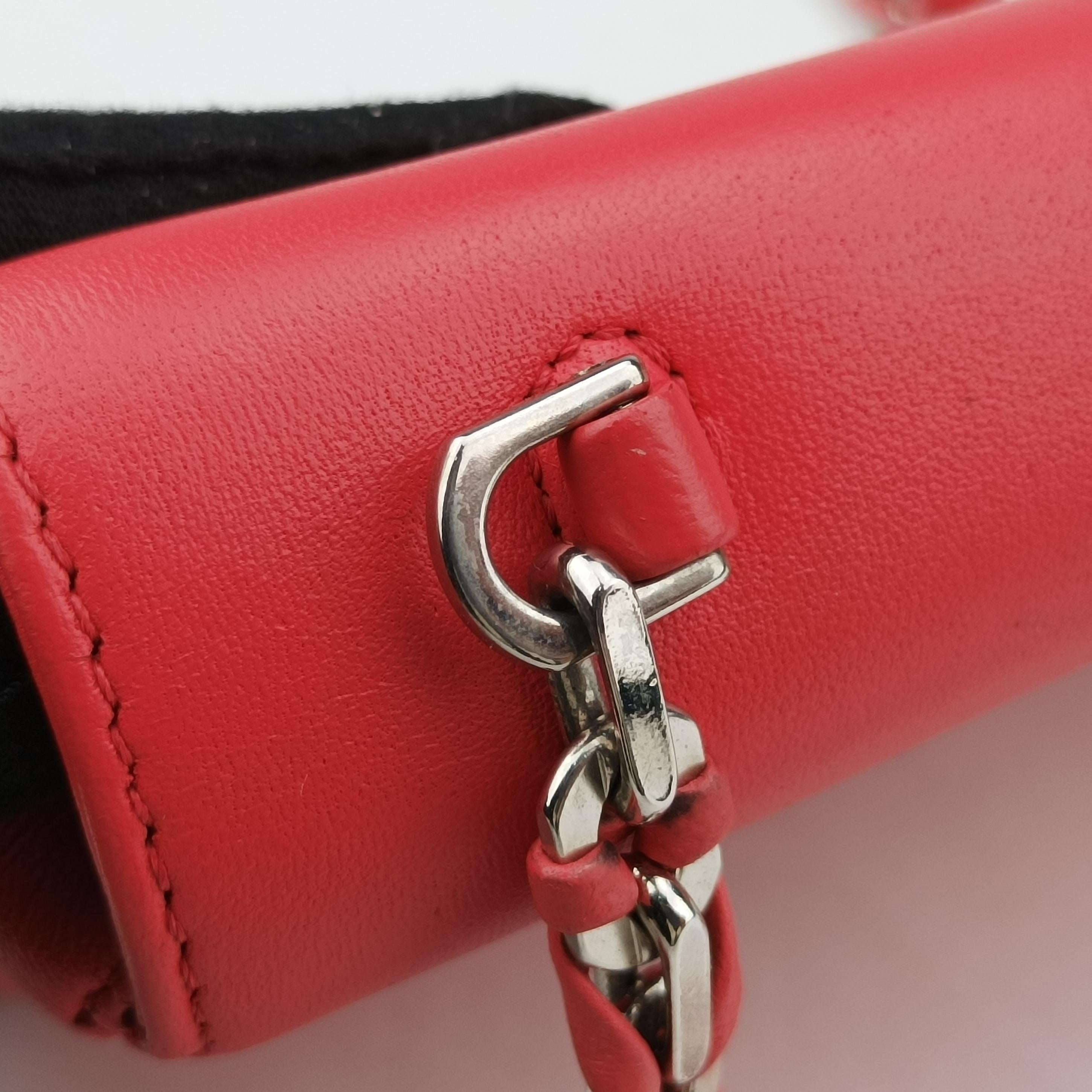 Pre-owned Fendi Mini Be Baguette Orange Leather 8M0315 shoulderbag | stylenewstar
