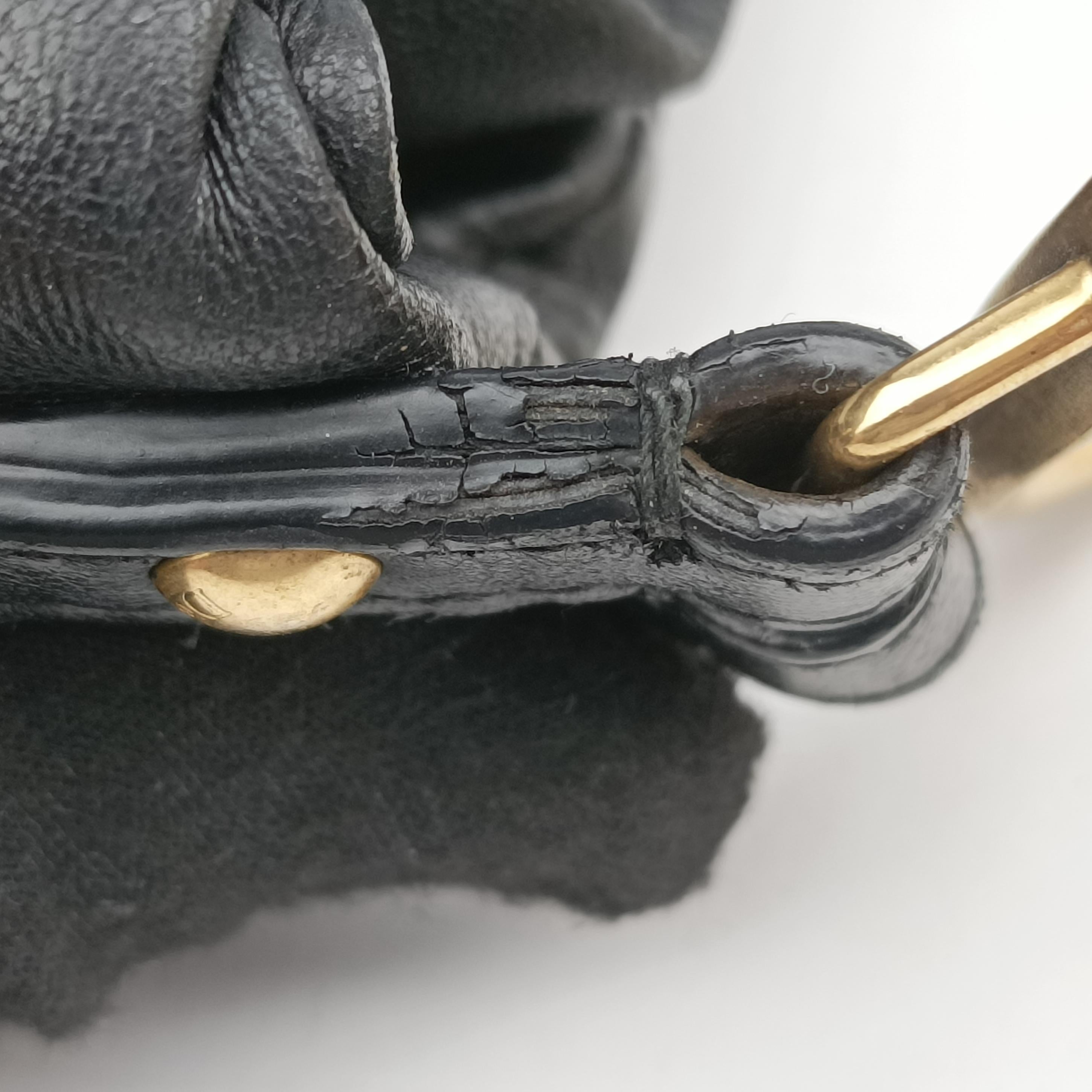 Pre-owned Christian Dior pleated hobo Black leather  handbag | stylenewstar