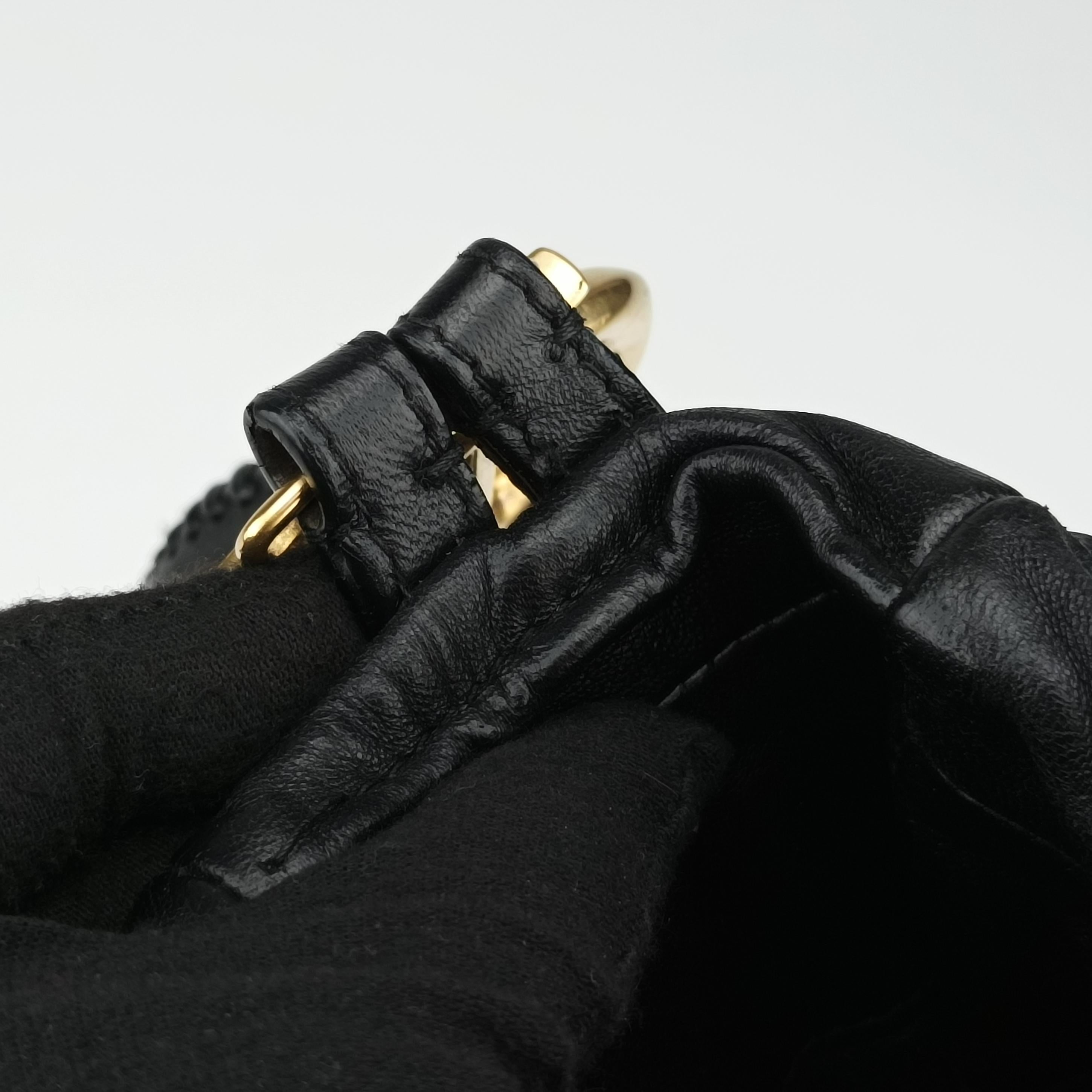 Pre-owned Christian Dior pleated hobo Black leather  handbag | stylenewstar