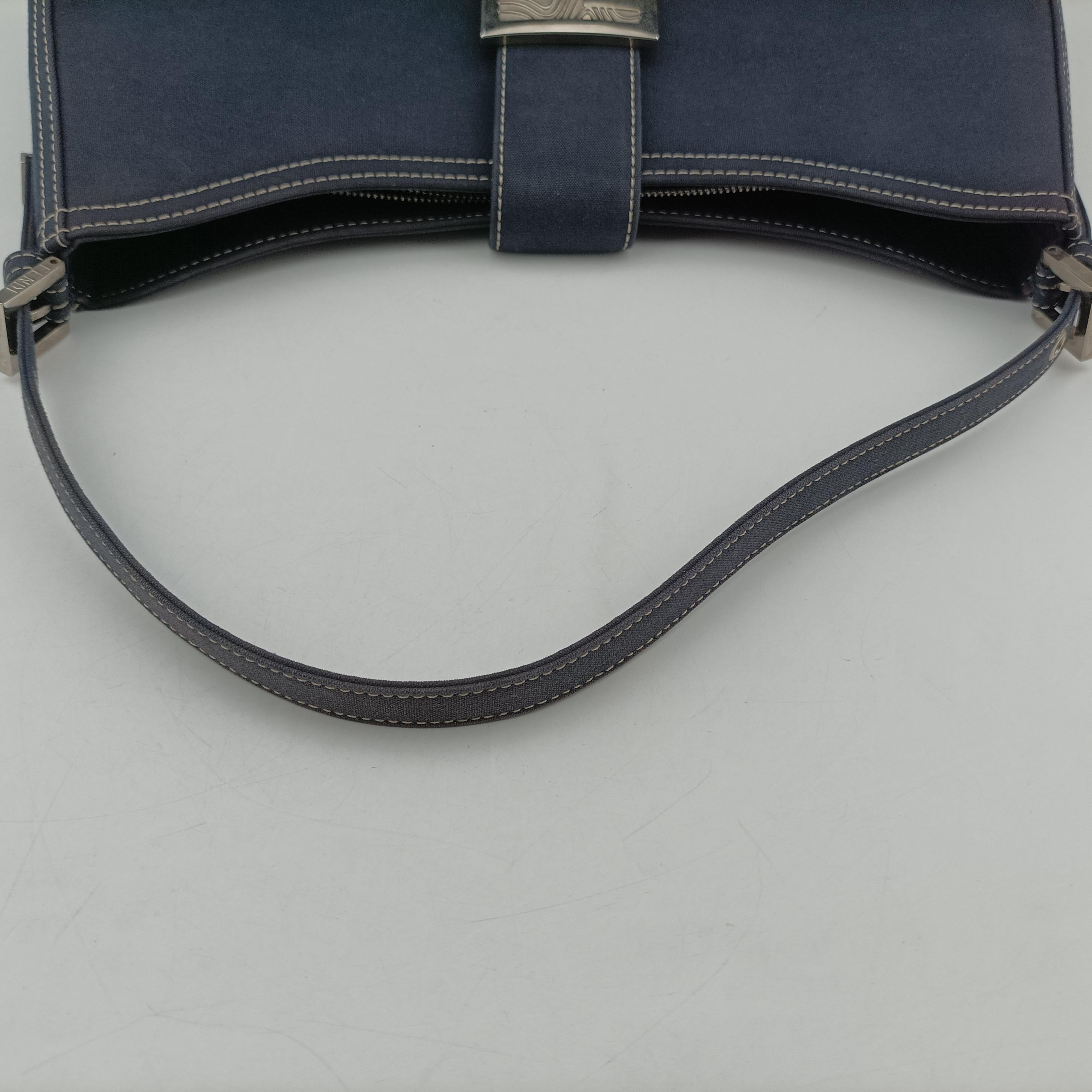 Pre-owned Fendi Mamma Baguette Navy canvas  shoulderbag | stylenewstar