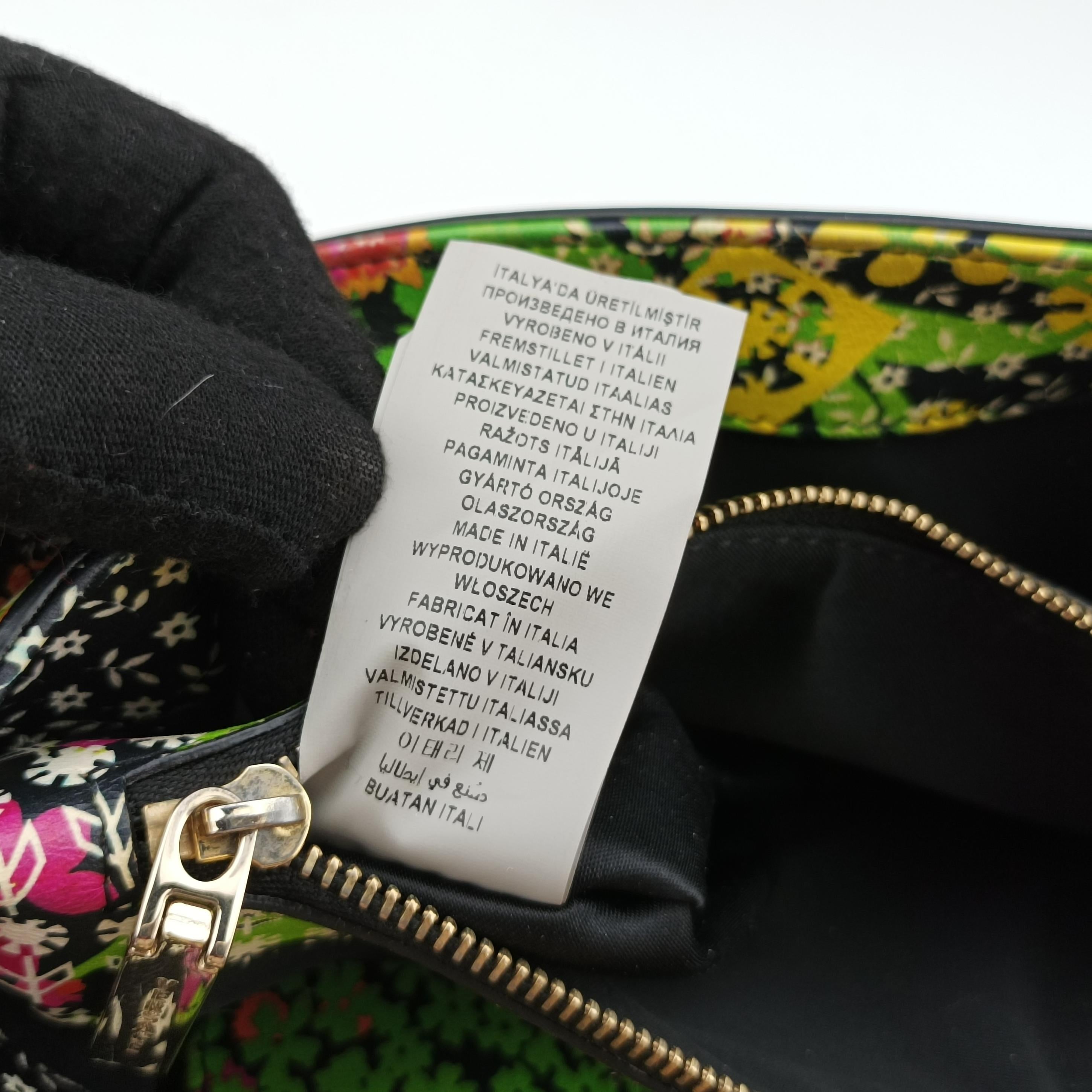Pre-owned VERSACE MEDUSA Multicolour Leather  shoulderbag | stylenewstar