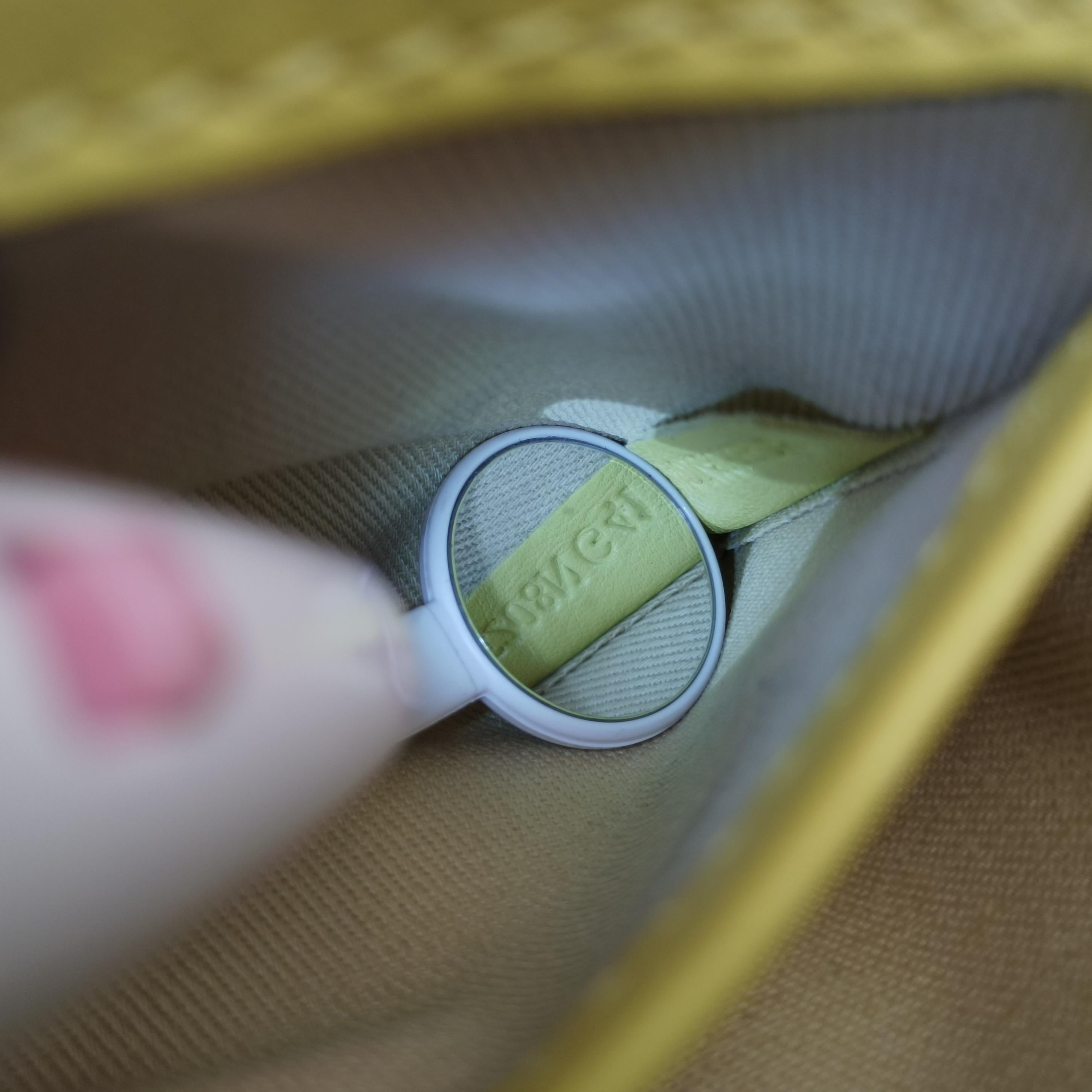 Pre-owned Valentino Bow Mini Flap Yellow Leather  shoulderbag | stylenewstar