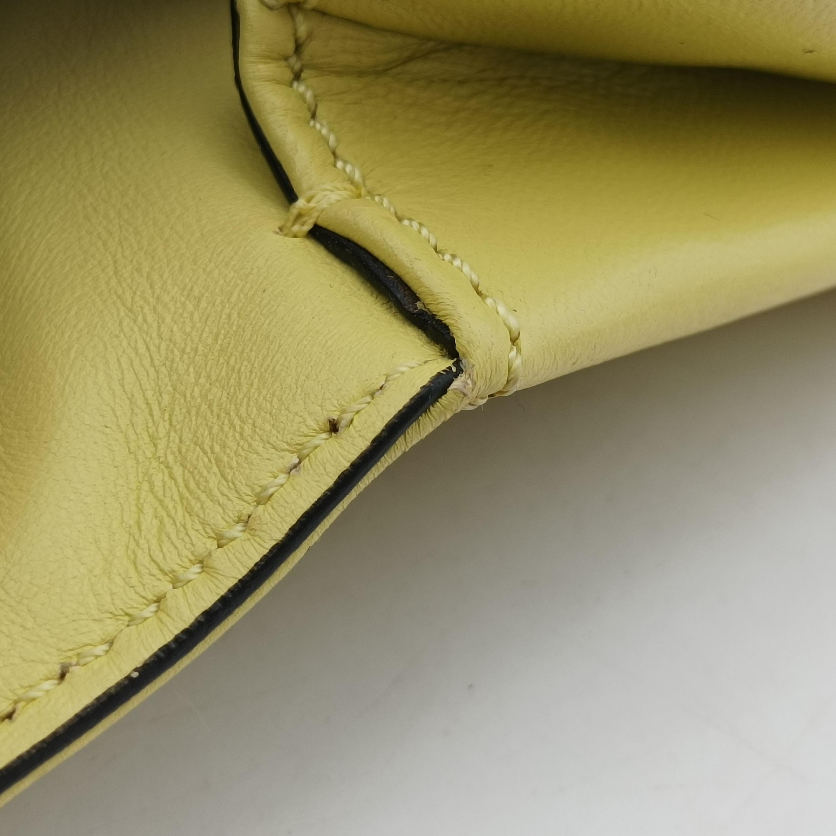 Pre-owned Valentino Bow Mini Flap Yellow Leather  shoulderbag | stylenewstar