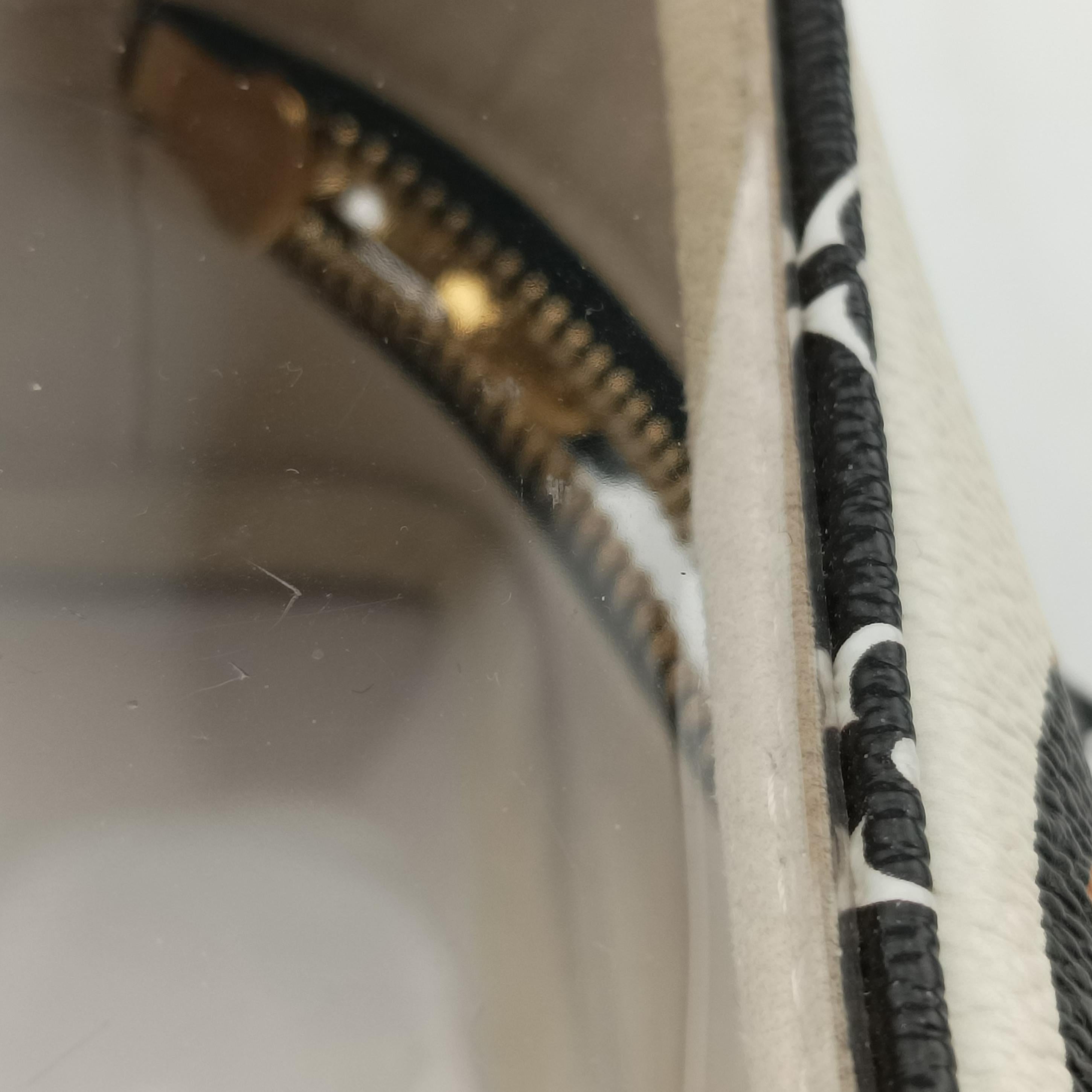 Pre-owned Louis Vuitton Beach Pouch Clear Monogram Giant M67883 shoulderbag | stylenewstar