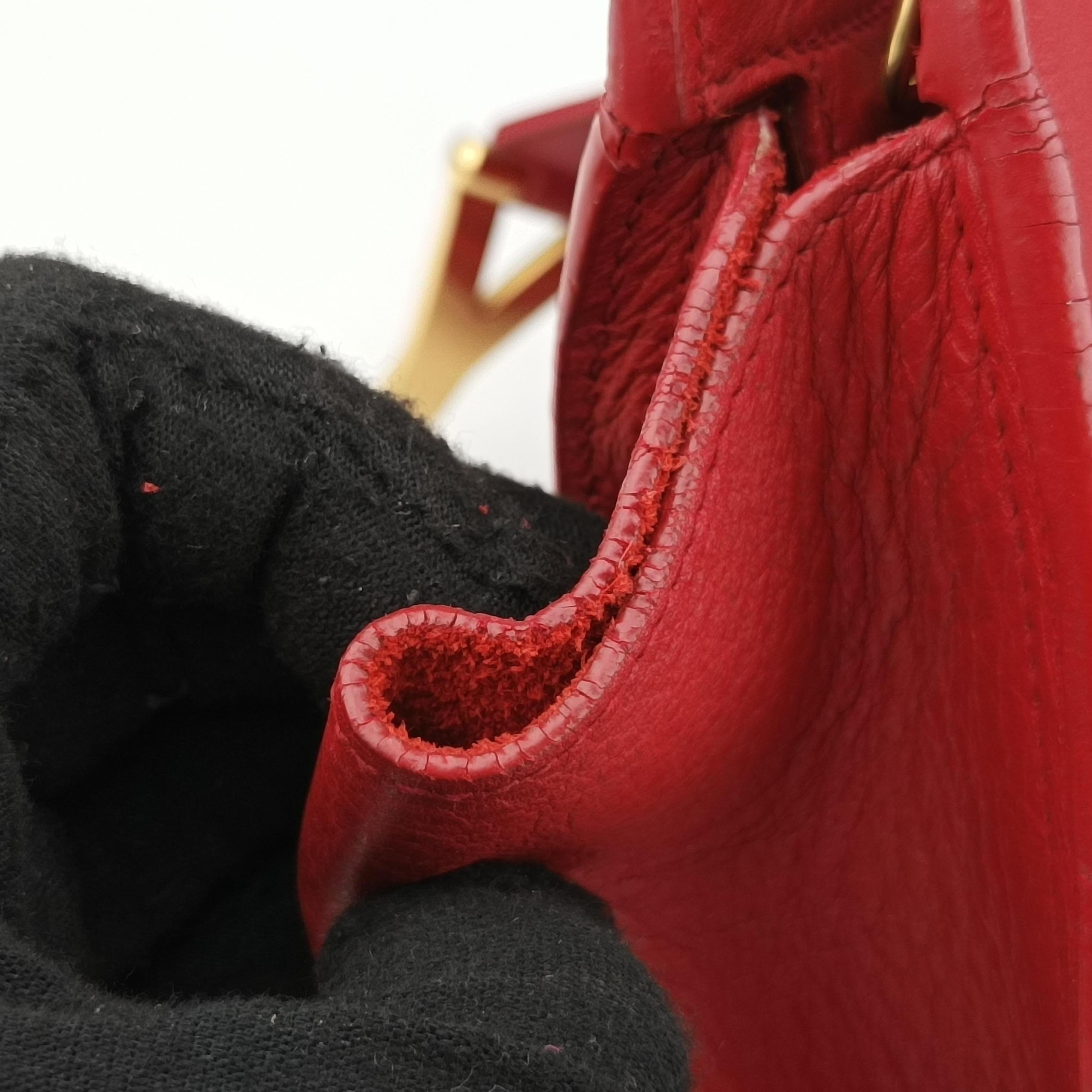 Secondhand Yves Saint Laurent Y Ligne Petit Cabas Red Leather 311210 shoulderbag | stylenewstar