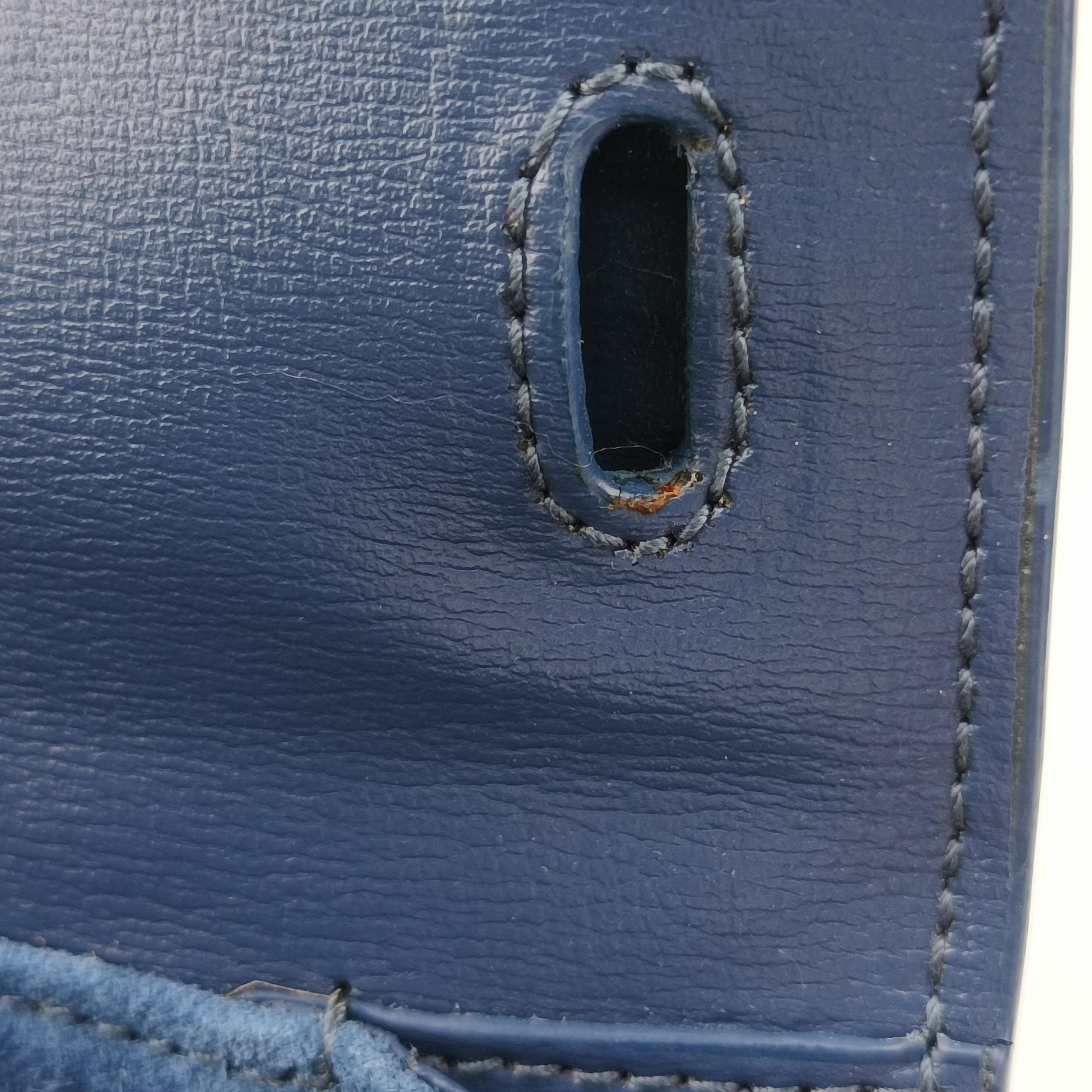 Pre-owned Yves Saint Laurent Bellechasse Blue Leather 482051 shoulderbag | stylenewstar