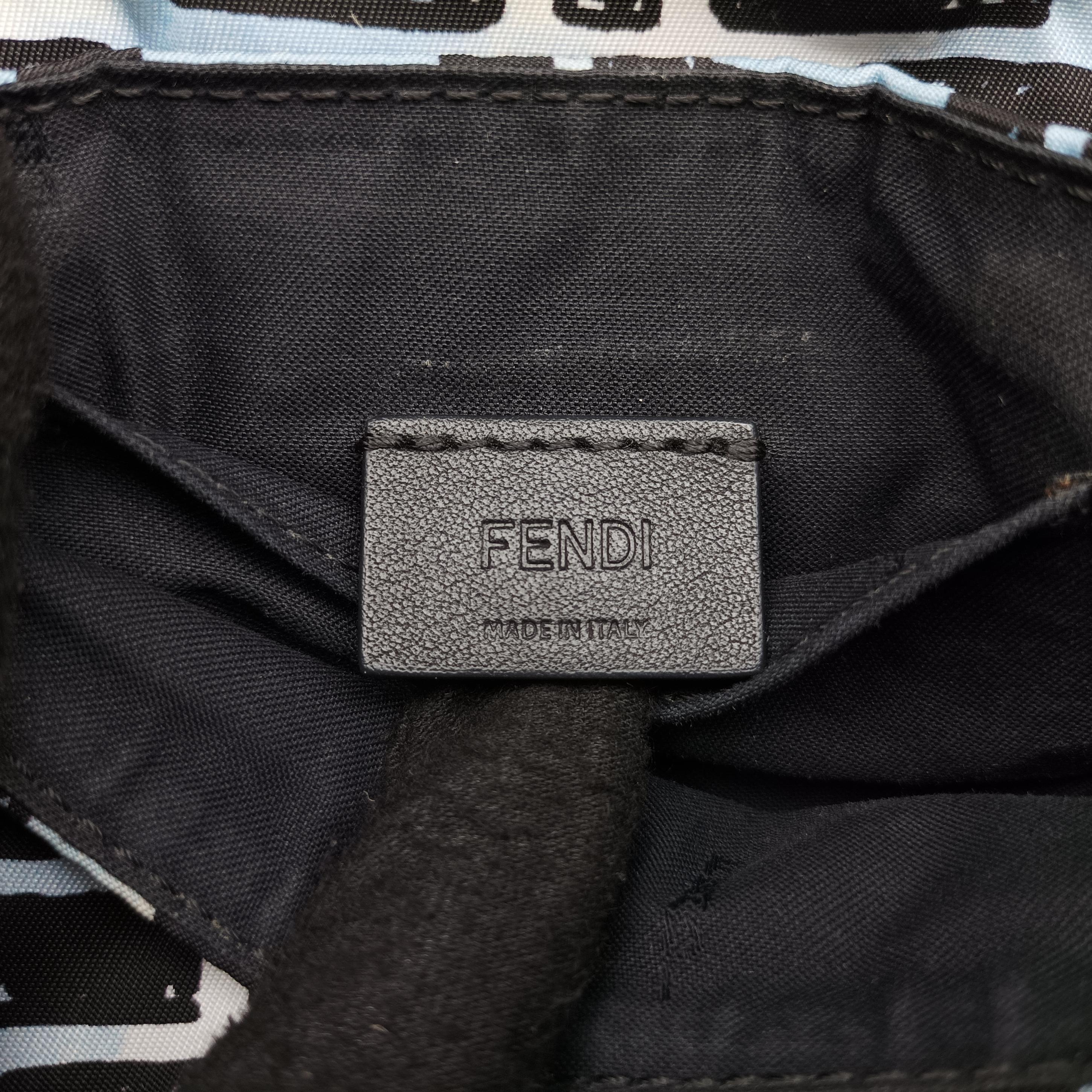 Pre-owned Fendi Mamma Bucket Black×Multicolour Nylon 8BR784 shoulderbag | stylenewstar