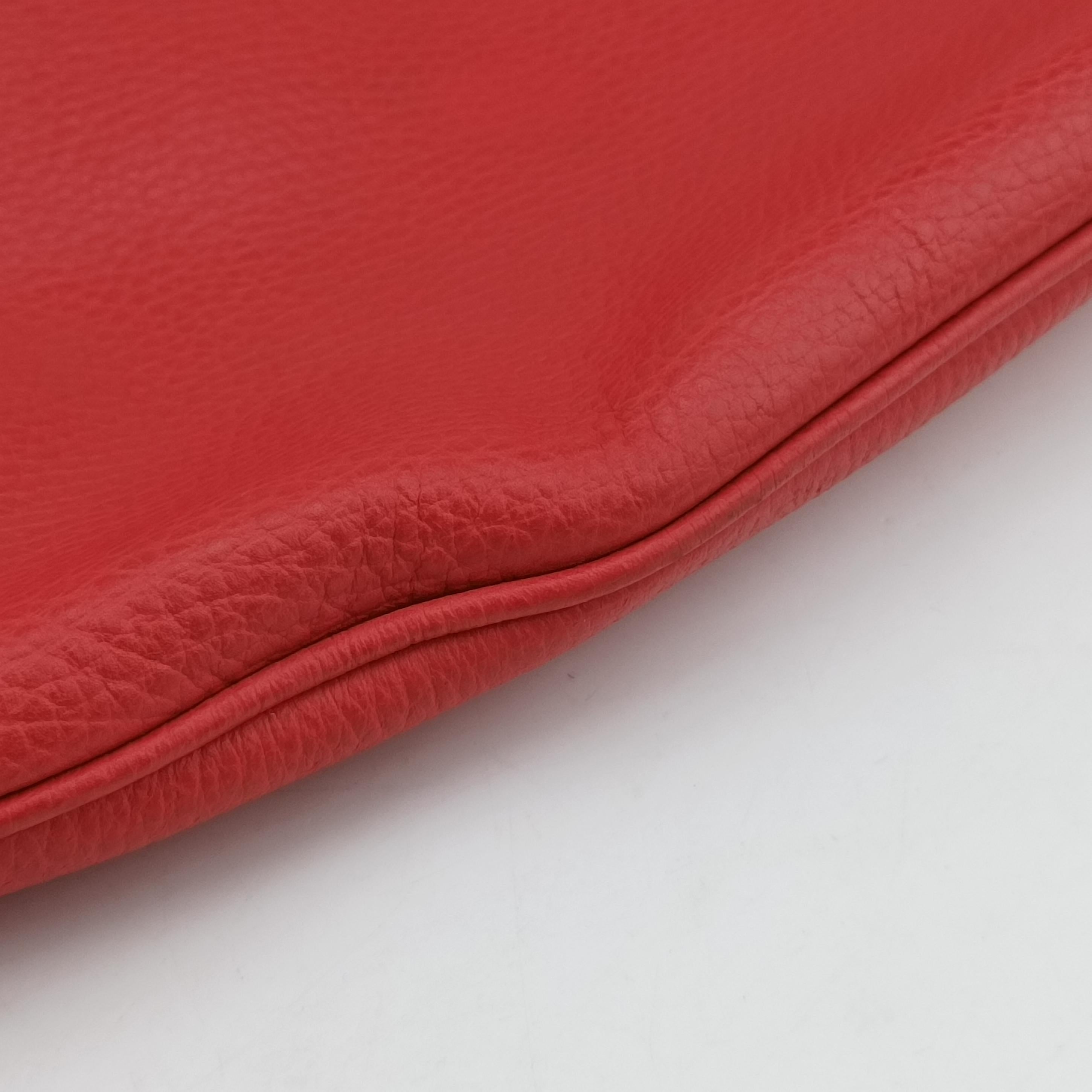 Pre-owned Gucci Abbey Red Leather 268641 shoulderbag | stylenewstar