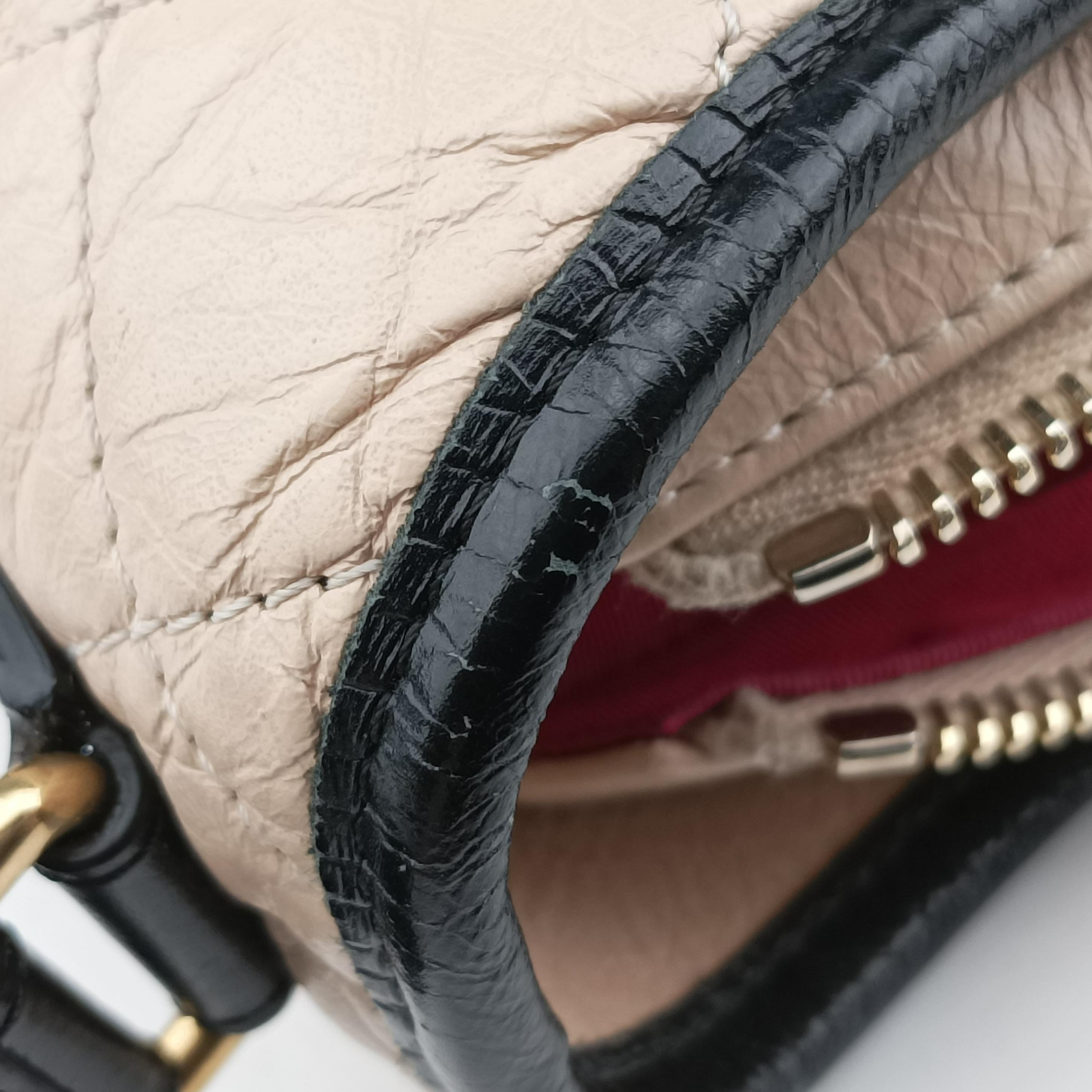 Pre-owned Chanel GABRIELLE Black×beige Leather A93824 shoulderbag | stylenewstar