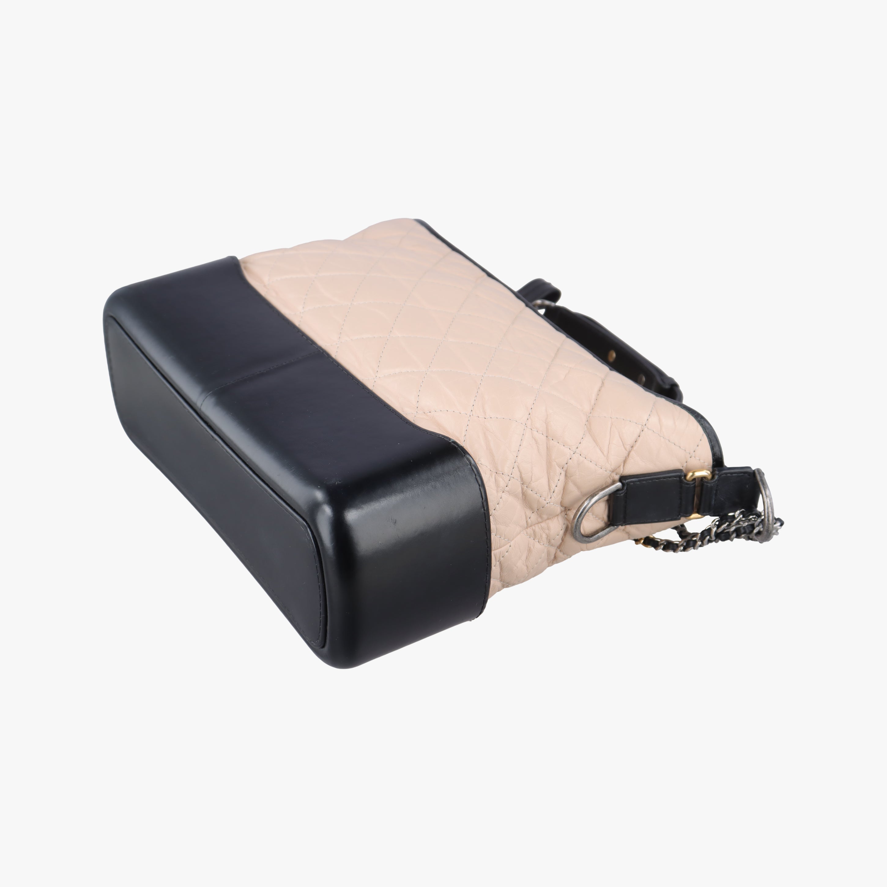 Pre-owned Chanel GABRIELLE Black×beige Leather A93824 shoulderbag | stylenewstar