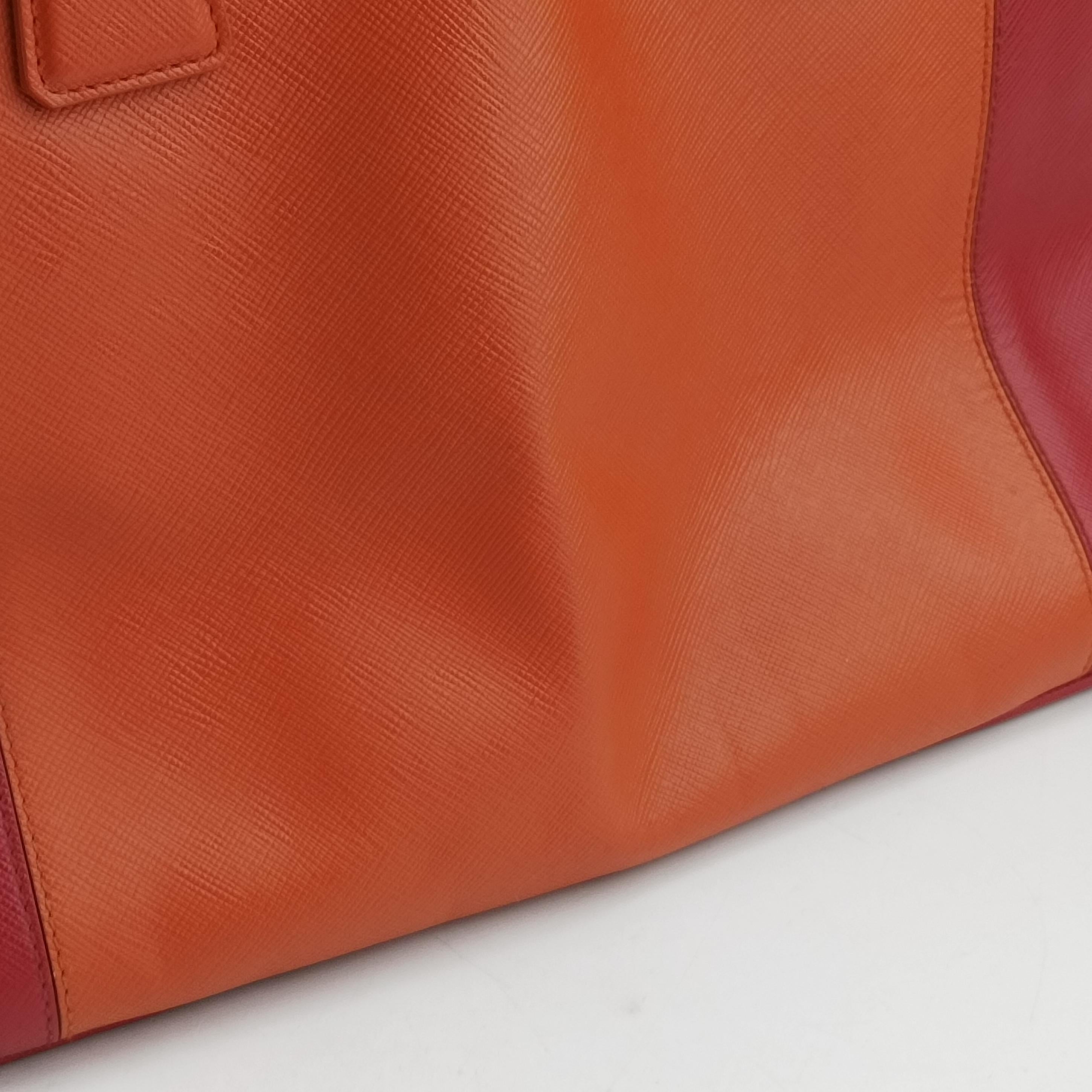 Pre-owned Prada Galleria Orange×red SAFFIANO Leather B2274C shoulderbag | stylenewstar
