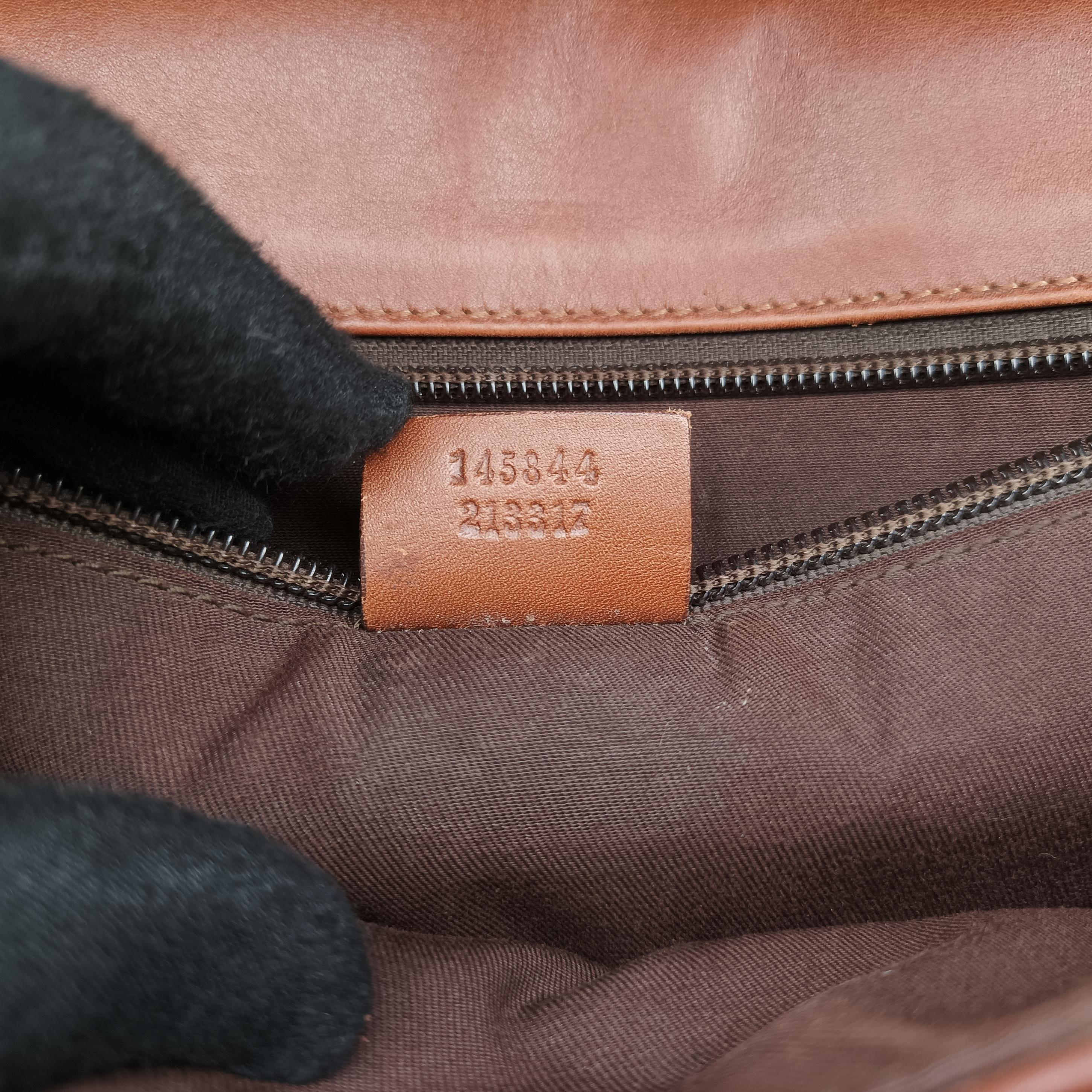 Pre-owned Gucci Guccissima Brown leather 145844 shoulderbag | stylenewstar