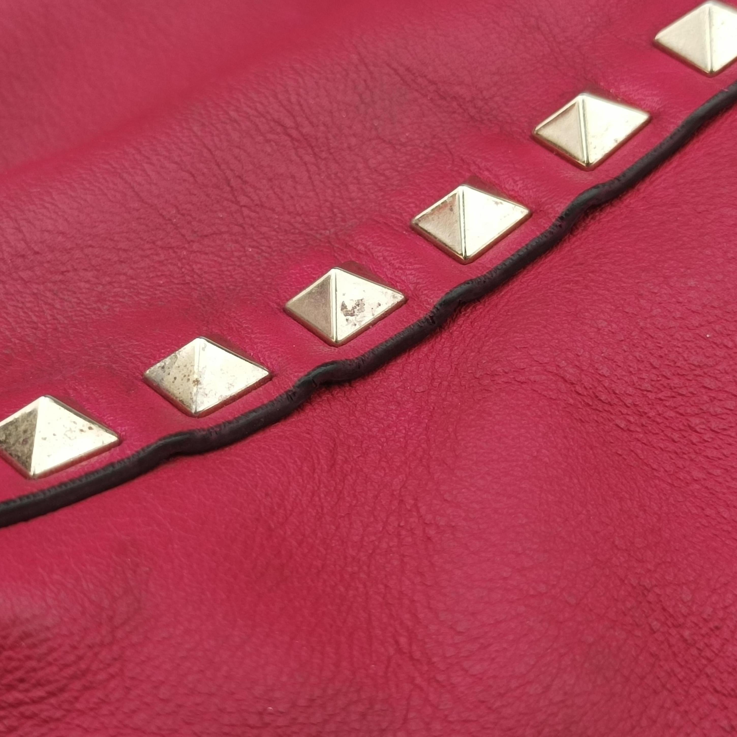 Vintage Valentino Rockstud Rose Leather  shoulderbag | stylenewstar