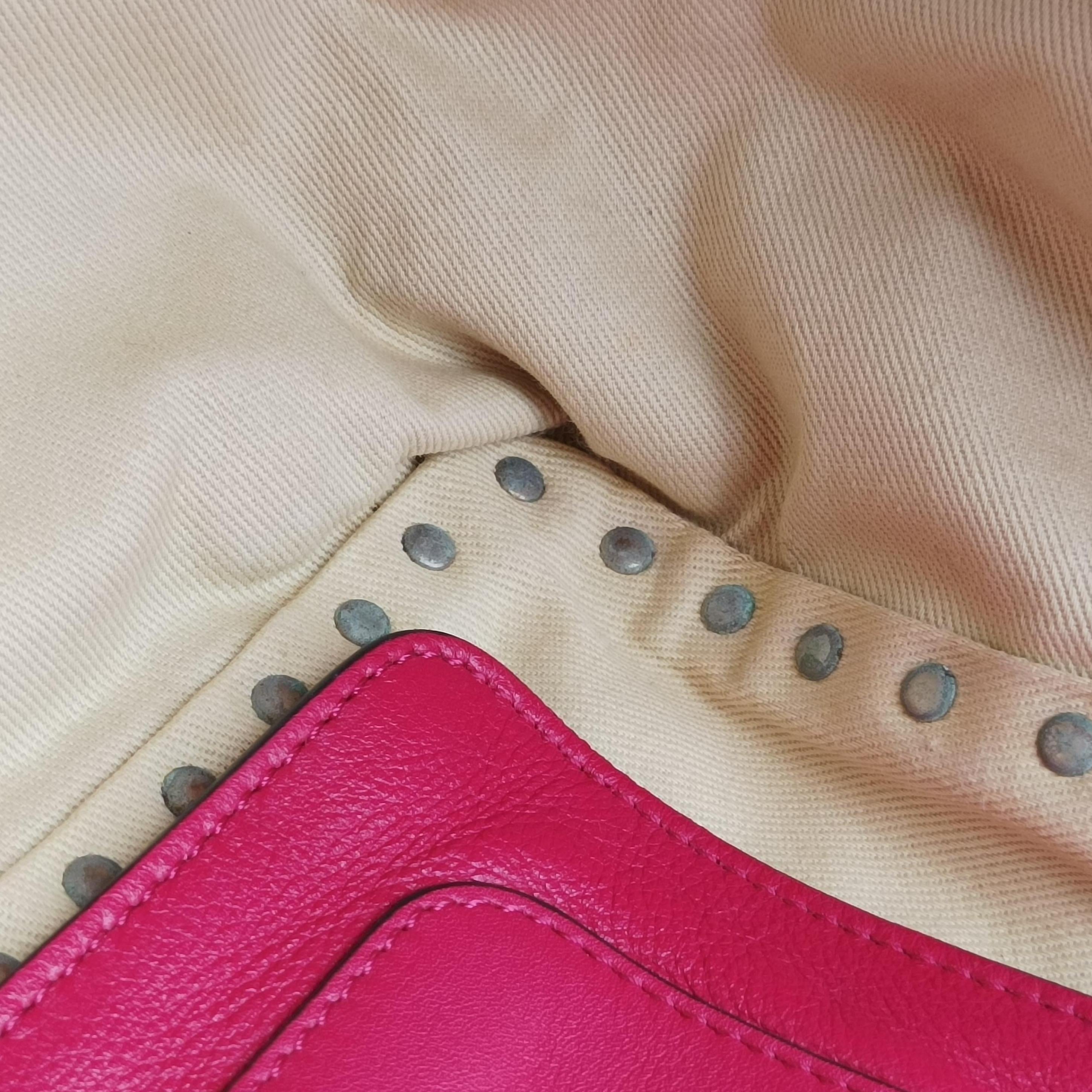 Vintage Valentino Rockstud Rose Leather  shoulderbag | stylenewstar
