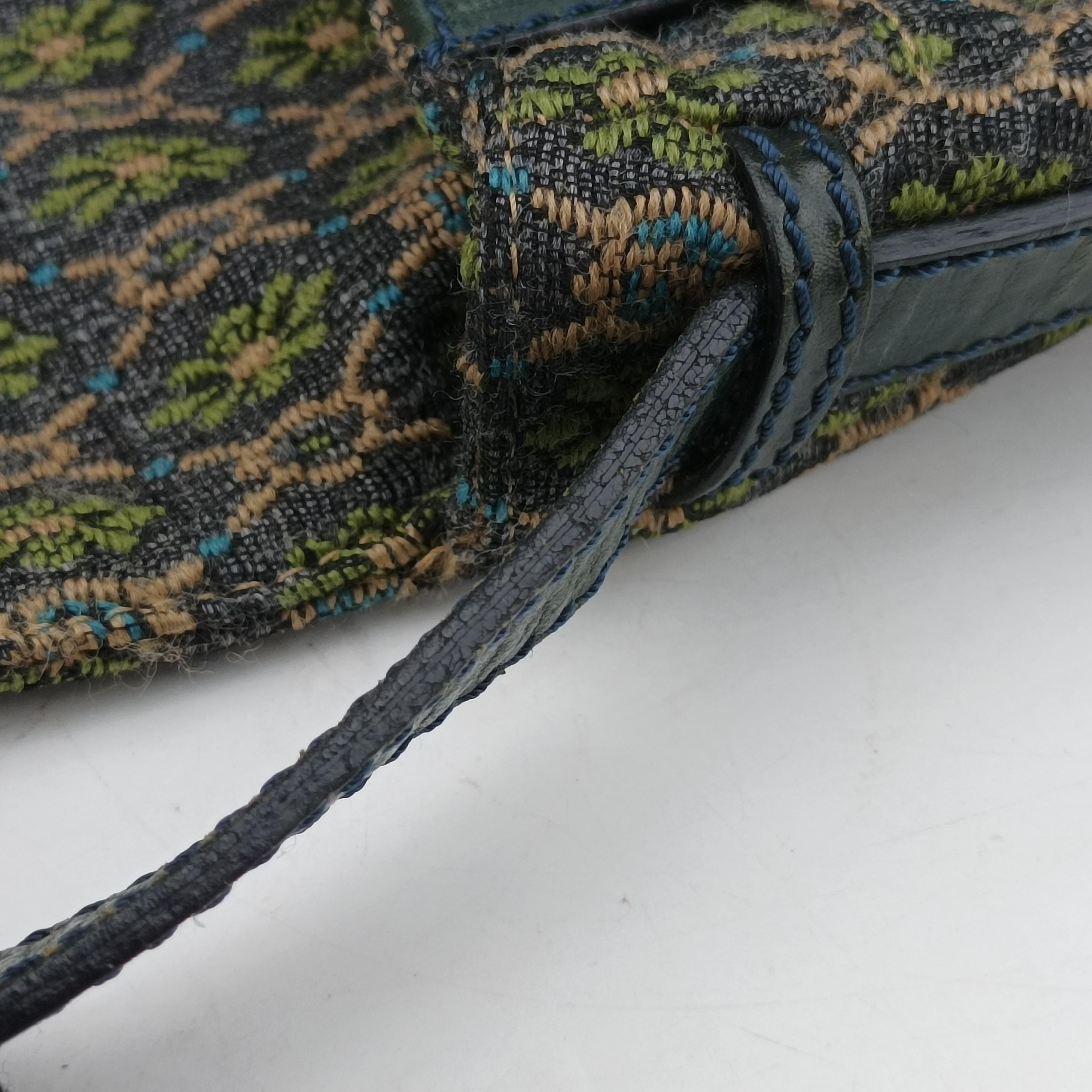 Pre-owned Fendi Baguette Black×Multicolour Jacquard 8BT096 shoulderbag | stylenewstar