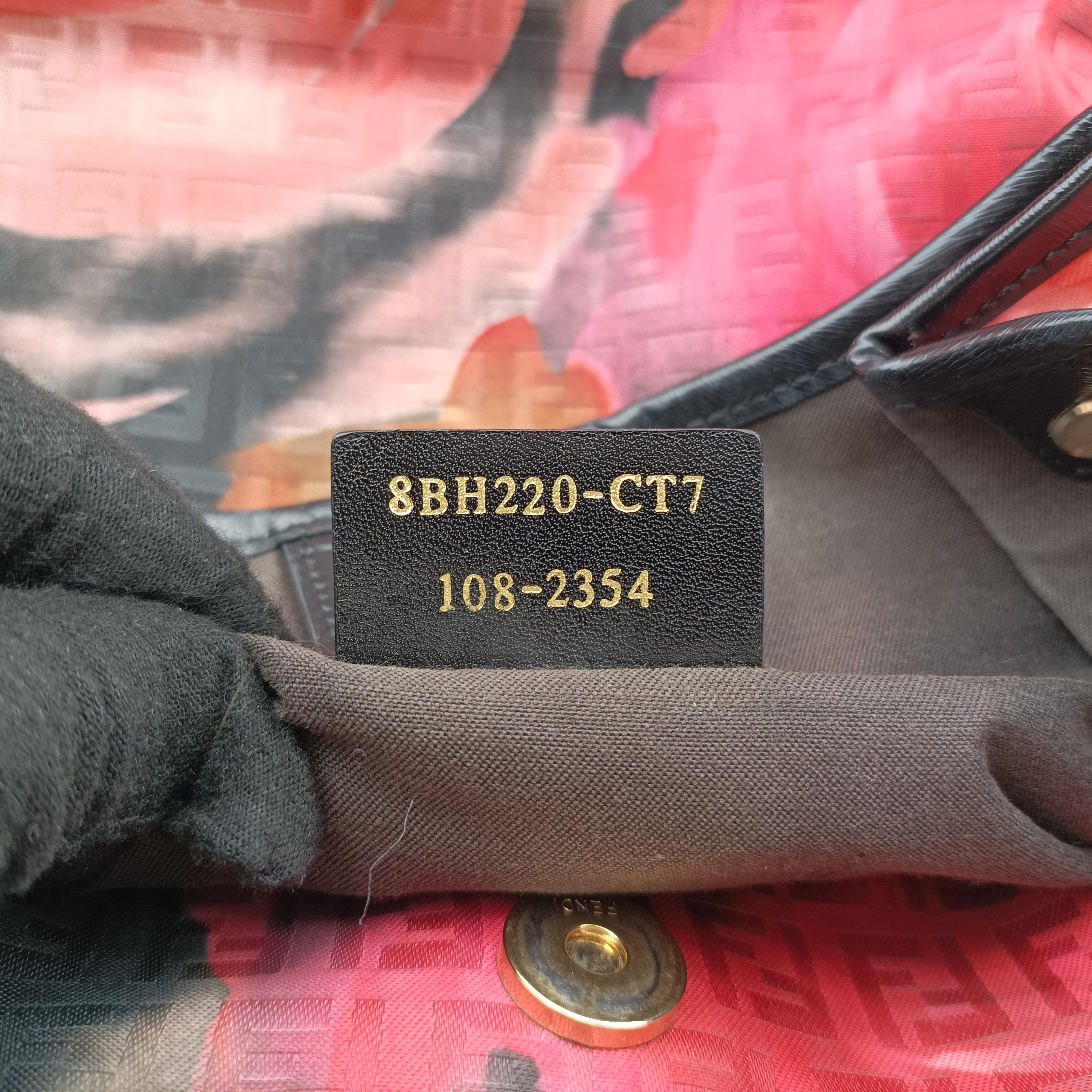 Vintage Fendi Pumpkin Rose Black×Multicolour Jacquard 8BH220 handbag | stylenewstar