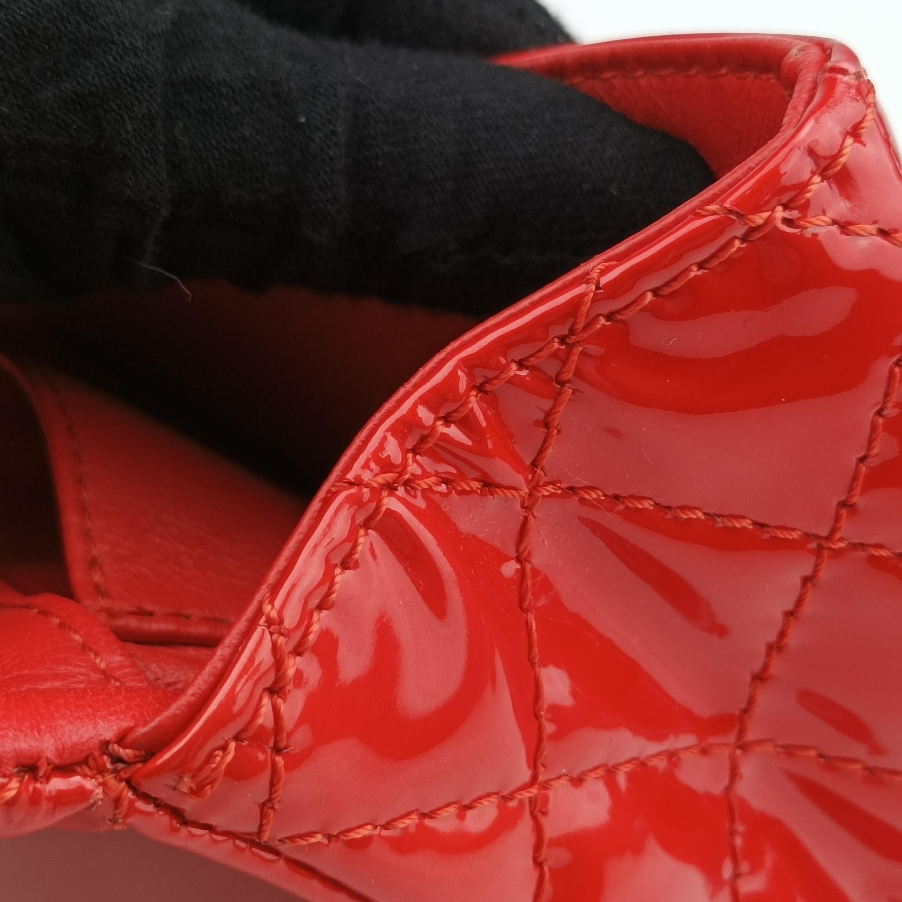 Pre-owned Chanel 2.55 Matelasse Red Patent A38198 shoulderbag | stylenewstar