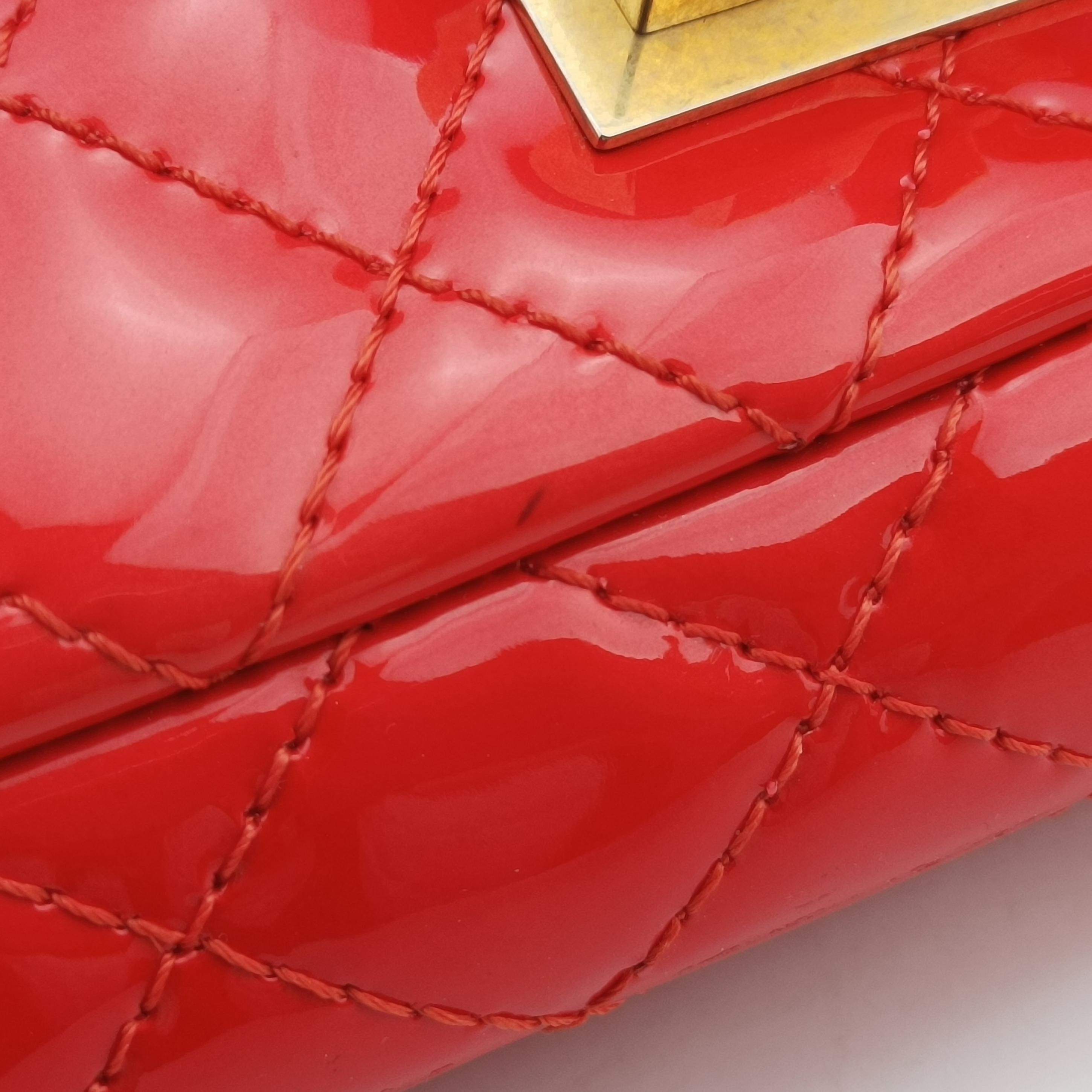 Pre-owned Chanel 2.55 Matelasse Red Patent A38198 shoulderbag | stylenewstar