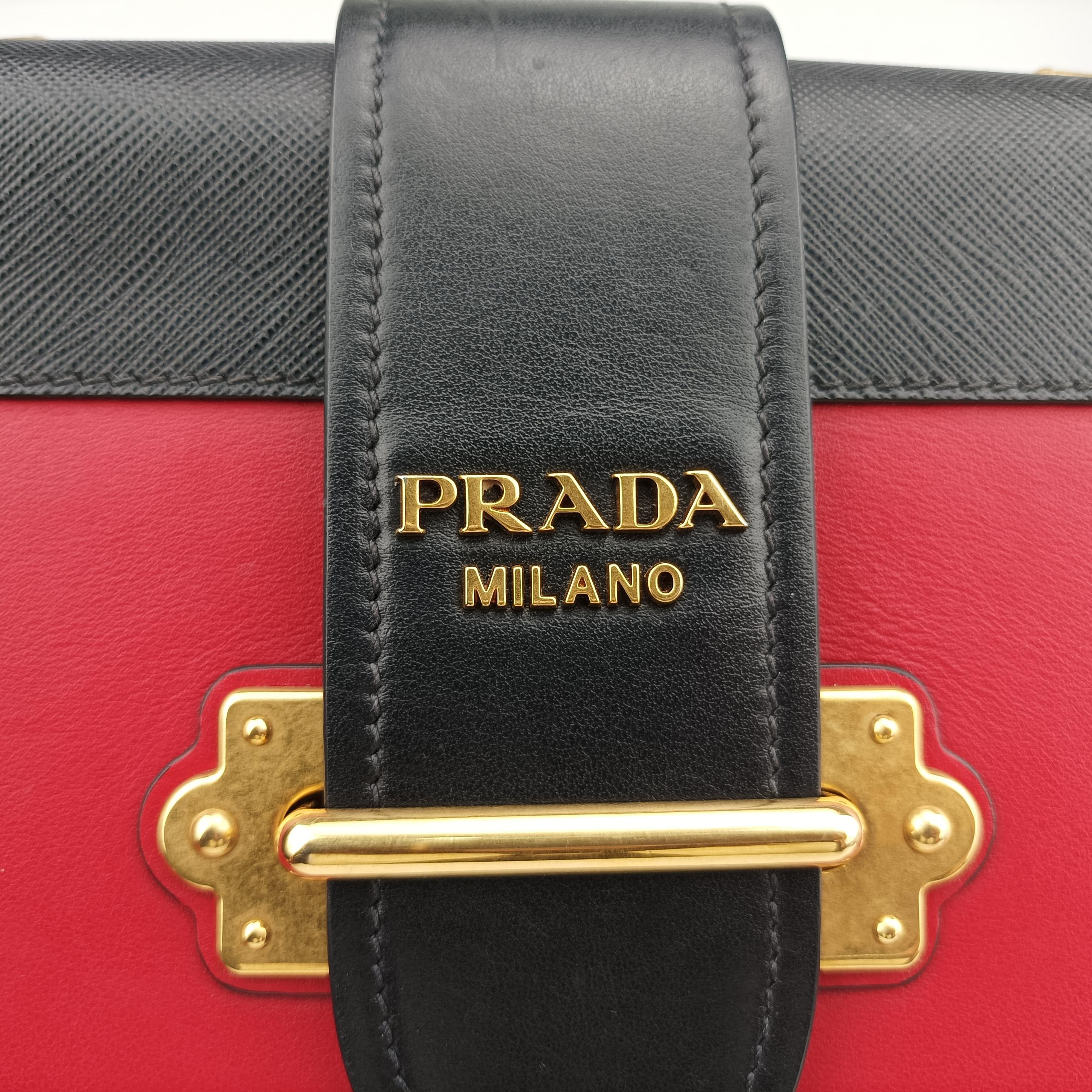 Pre-owned Prada Cahier Red×Black Leather 1BD045 shoulderbag | stylenewstar