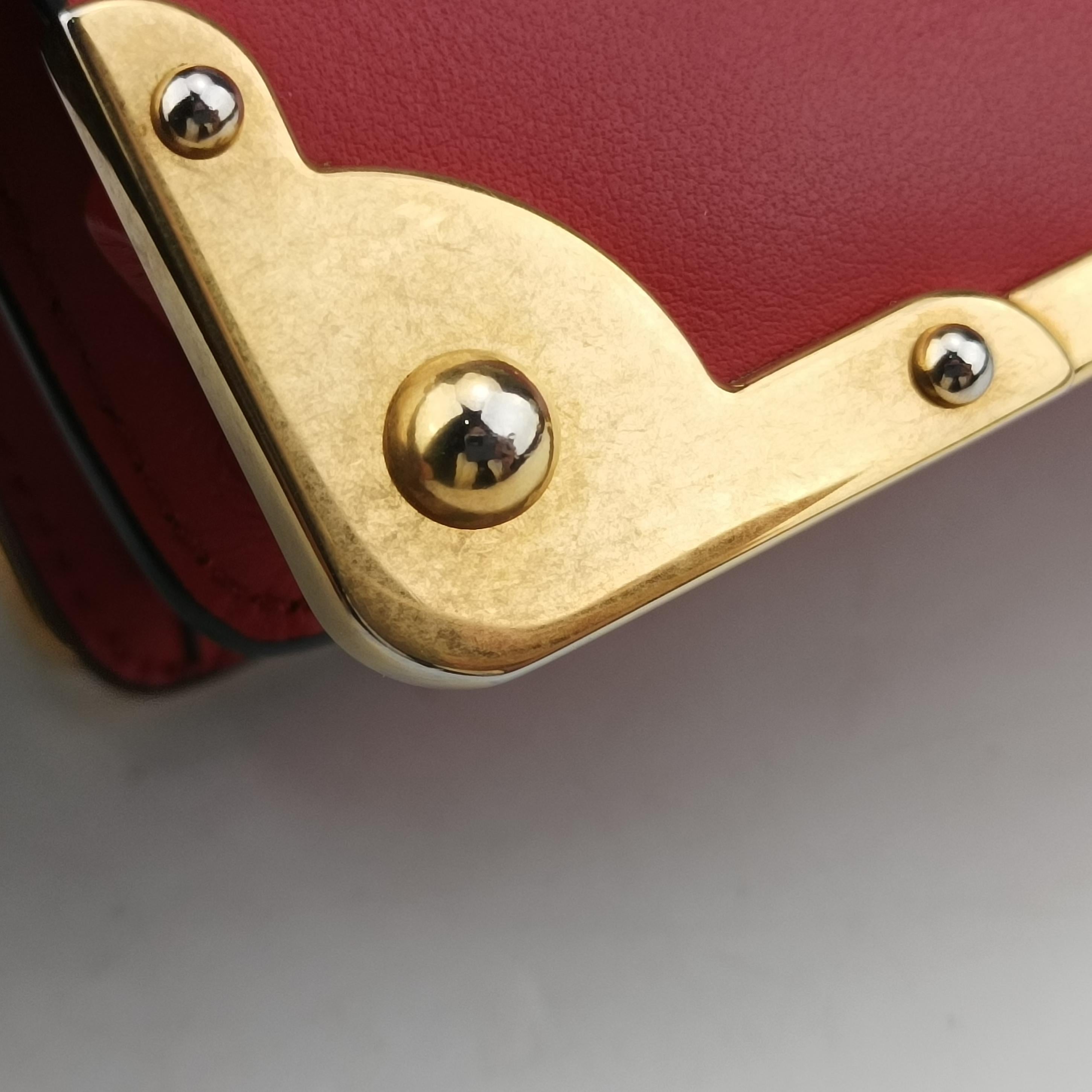 Pre-owned Prada Cahier Red×Black Leather 1BD045 shoulderbag | stylenewstar