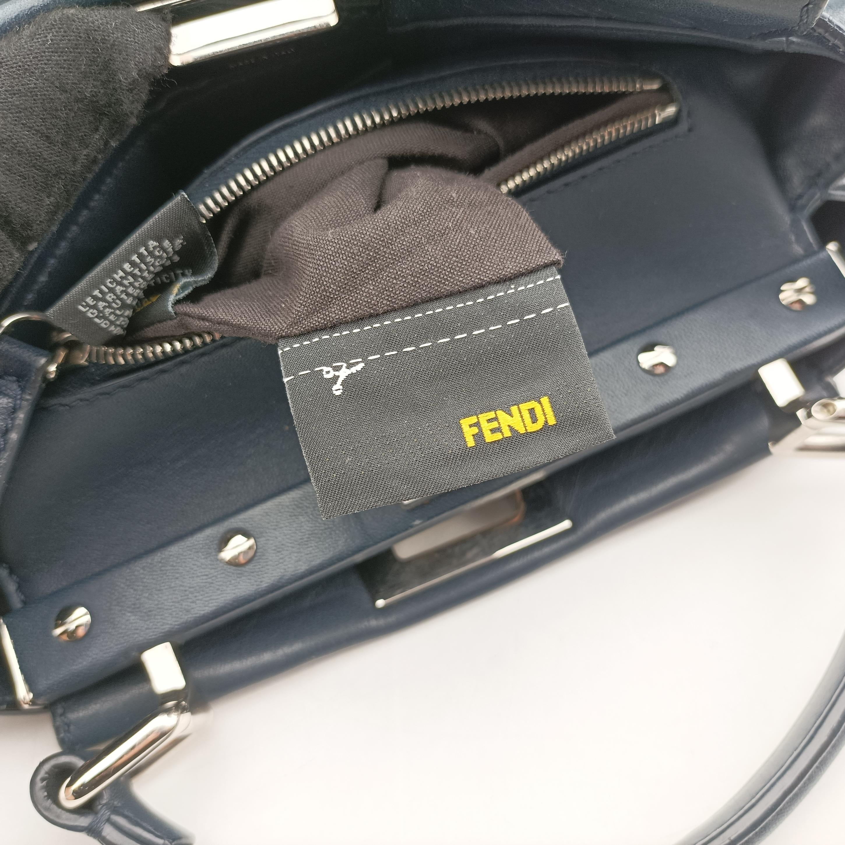 Pre-owned Fendi PEEKABOO Navy Leather 8BN244 shoulderbag | stylenewstar