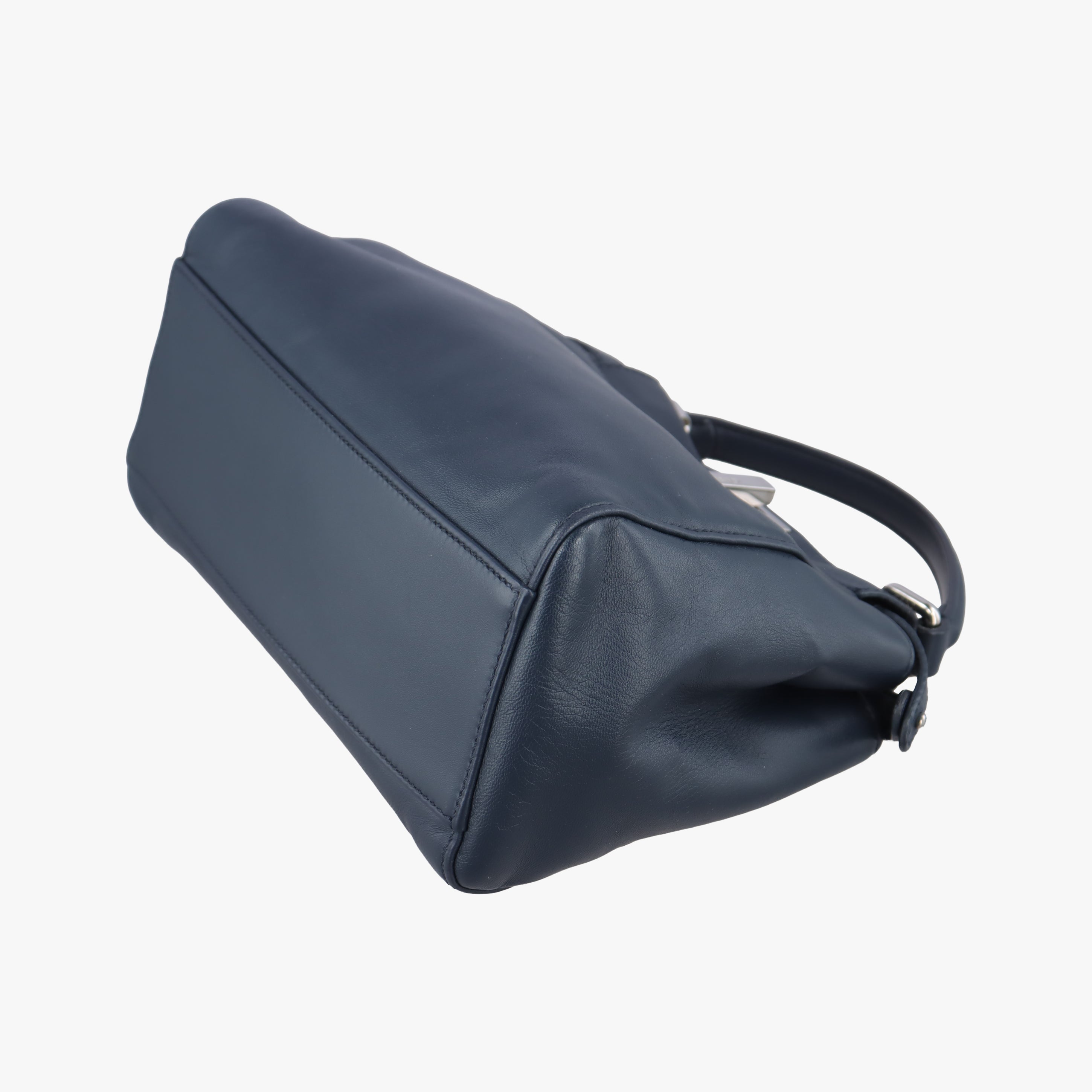 Pre-owned Fendi PEEKABOO Navy Leather 8BN244 shoulderbag | stylenewstar