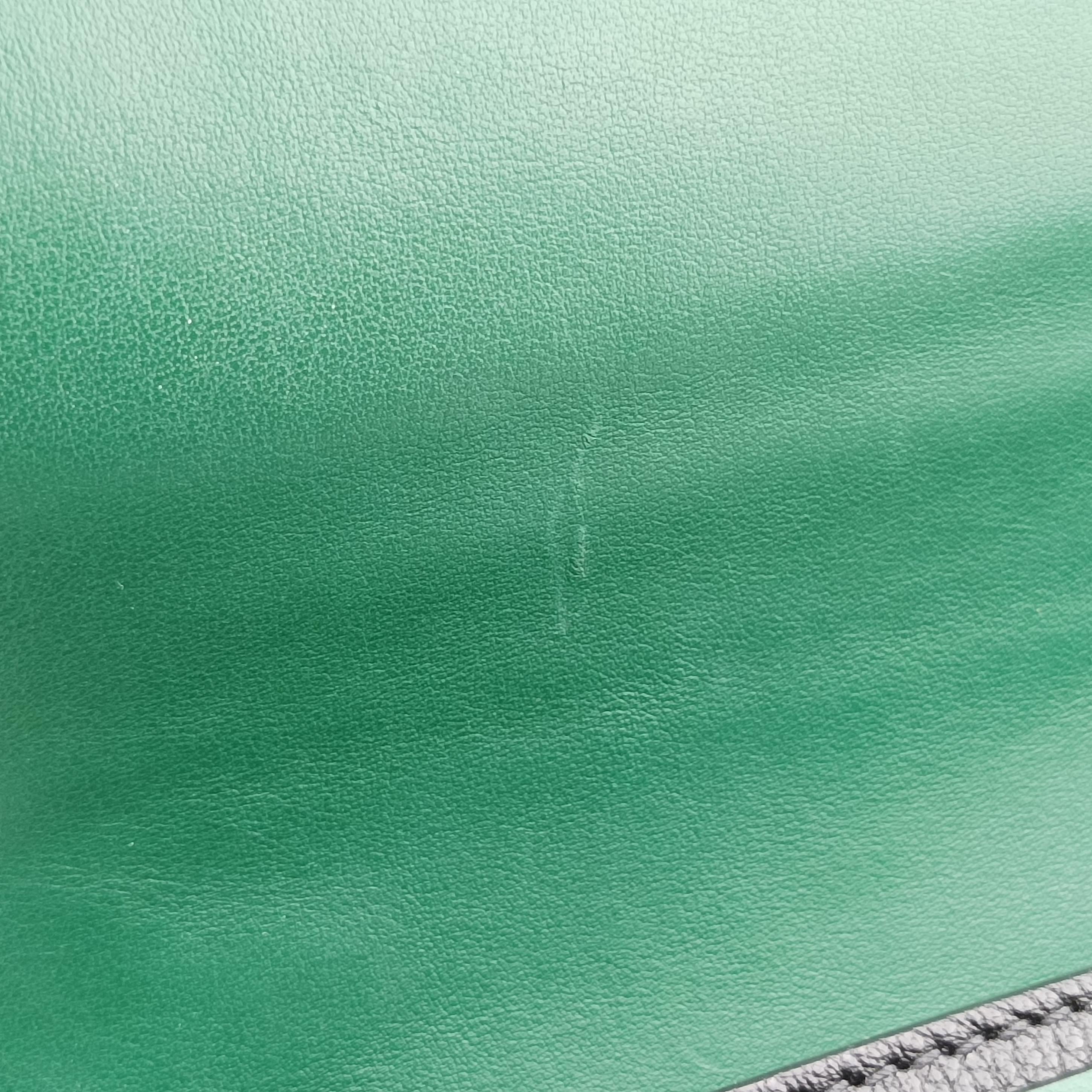Pre-owned Prada Cahier Green×black Leather 1BD045 shoulderbag | stylenewstar