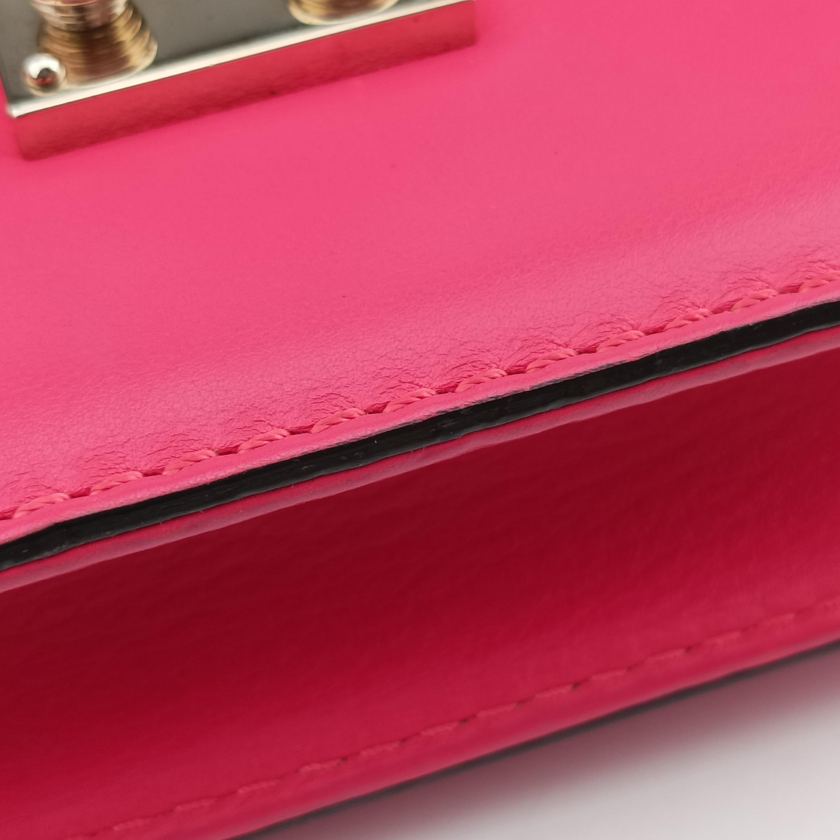 Pre-owned Valentino Rockstud Glam Lock Rose Leather  shoulderbag | stylenewstar