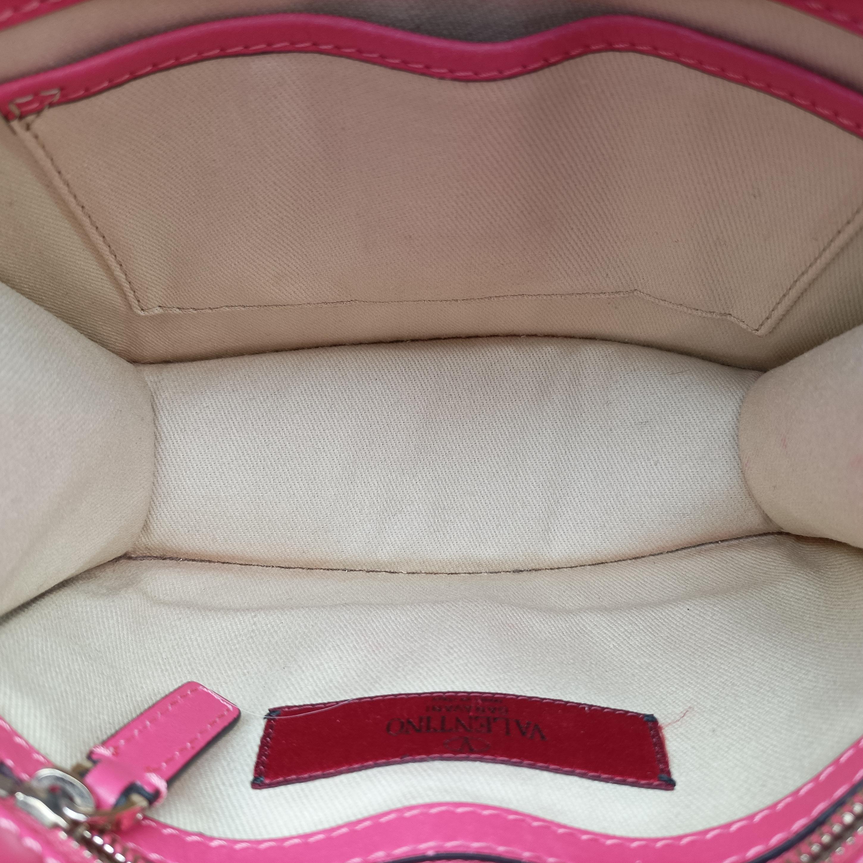 Pre-owned Valentino Rockstud Glam Lock Rose Leather  shoulderbag | stylenewstar