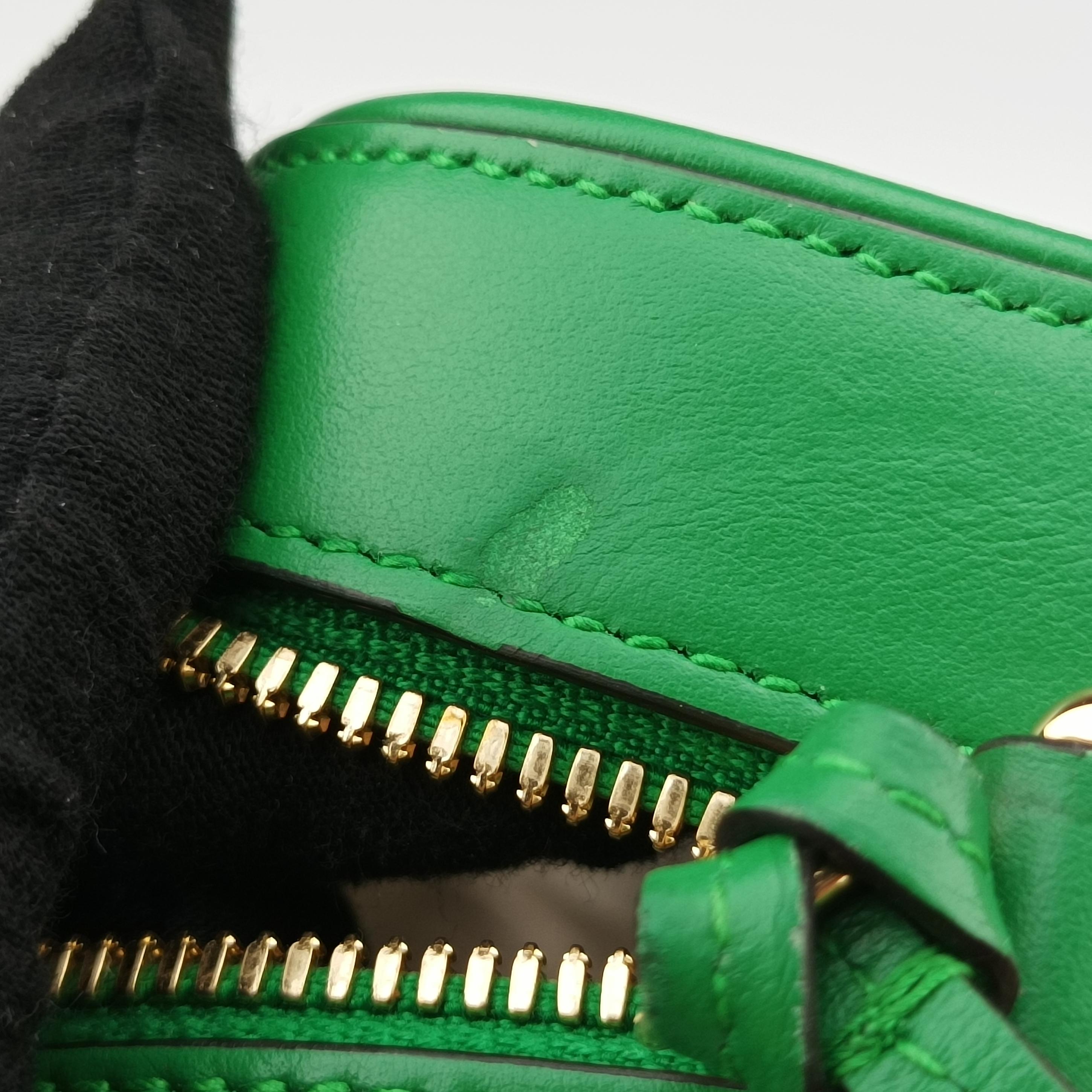 Pre-owned Gucci GG Matelasse Green Leather 702234 shoulderbag | stylenewstar