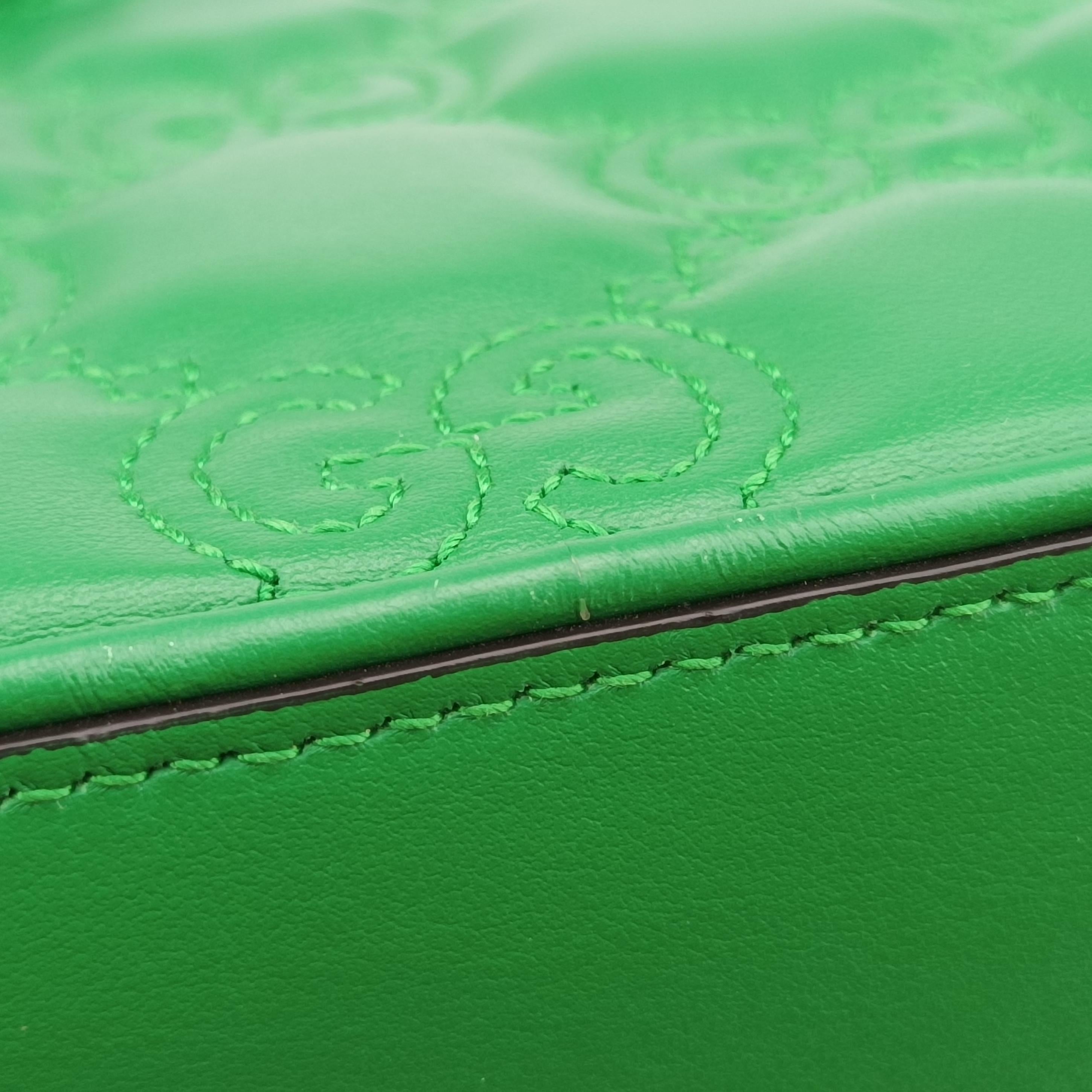 Pre-owned Gucci GG Matelasse Green Leather 702234 shoulderbag | stylenewstar