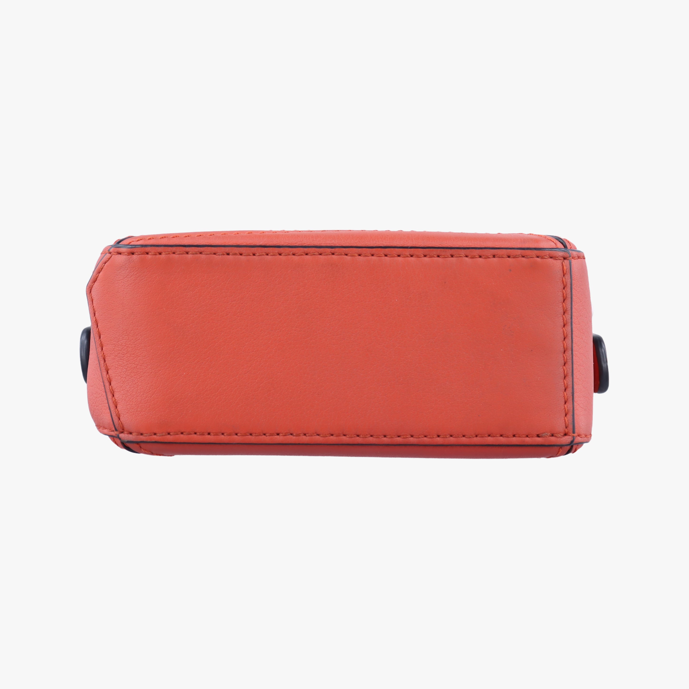 Pre-owned Loewe Puzzle Red Leather  shoulderbag | stylenewstar