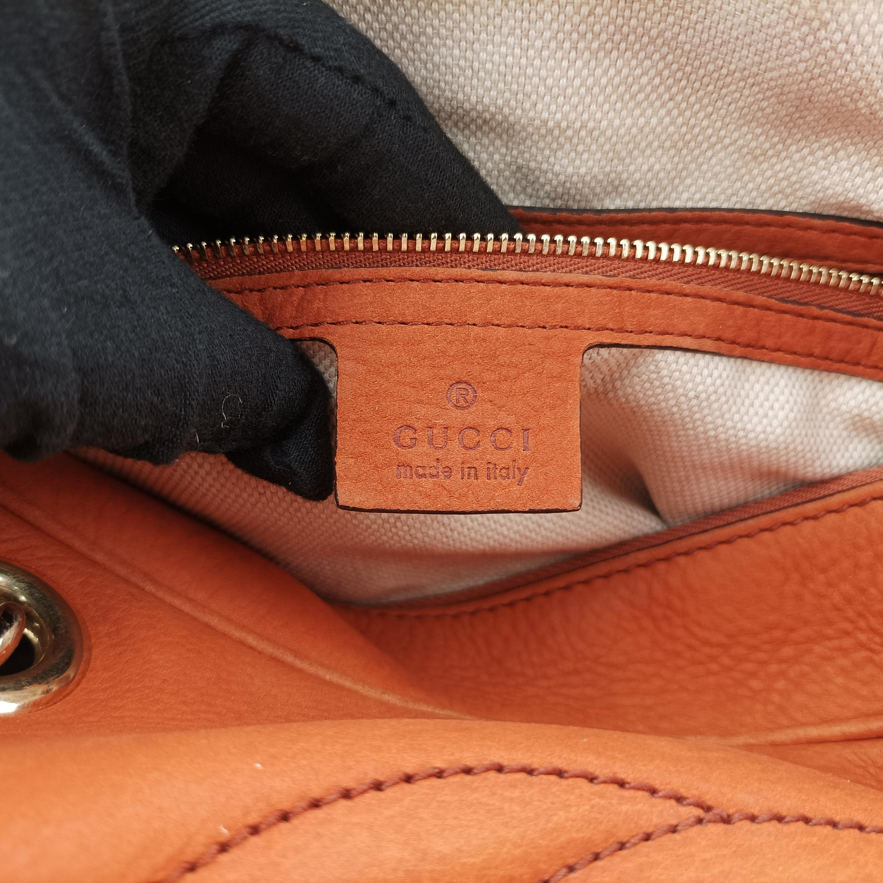 Pre-owned Gucci Soho Orange Suede 353126 shoulderbag | stylenewstar