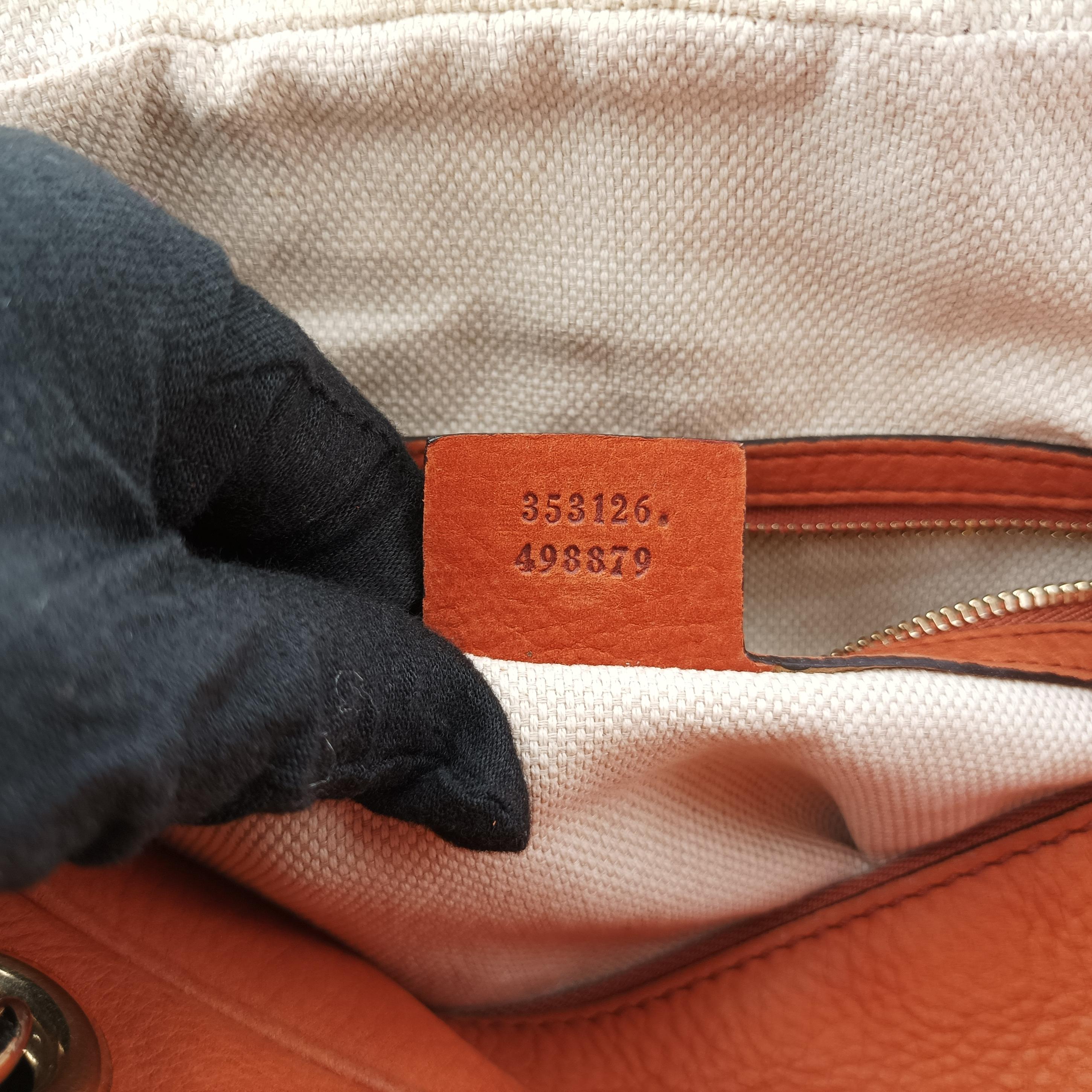 Pre-owned Gucci Soho Orange Suede 353126 shoulderbag | stylenewstar