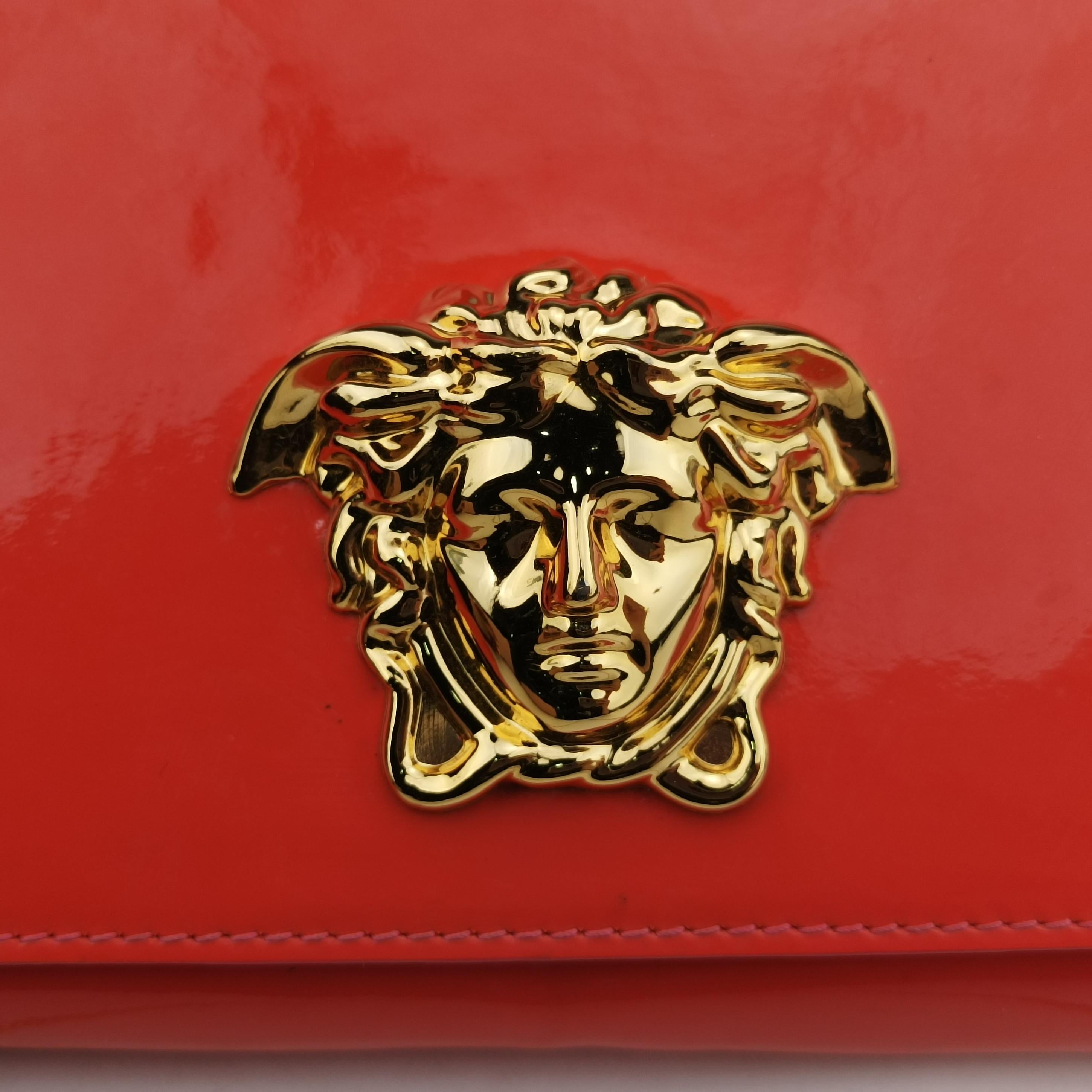 Pre-owned VERSACE La Medusa Orange patent  shoulderbag | stylenewstar