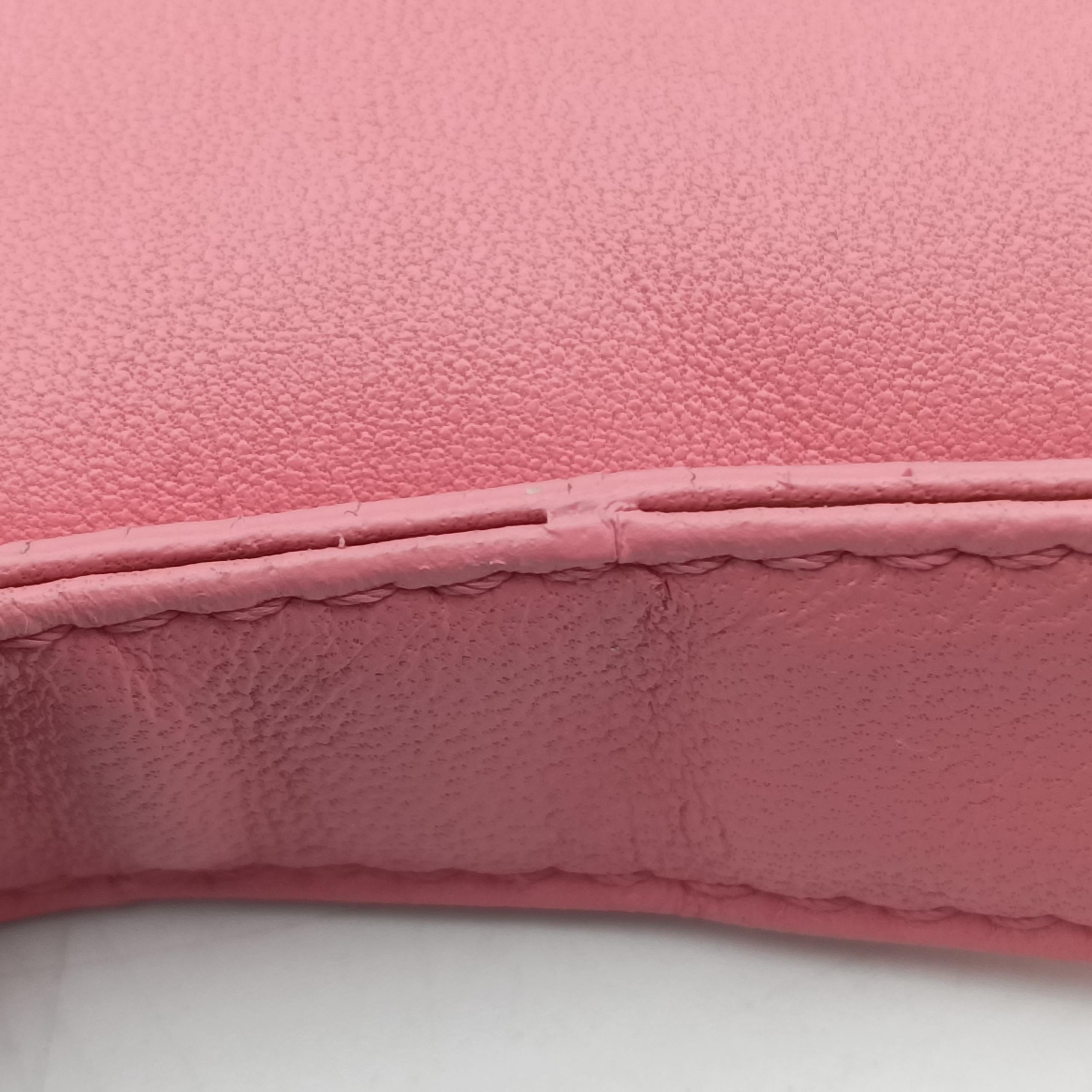 Vintage Fendi Baguette Pink lambskin 26424 handbag | stylenewstar