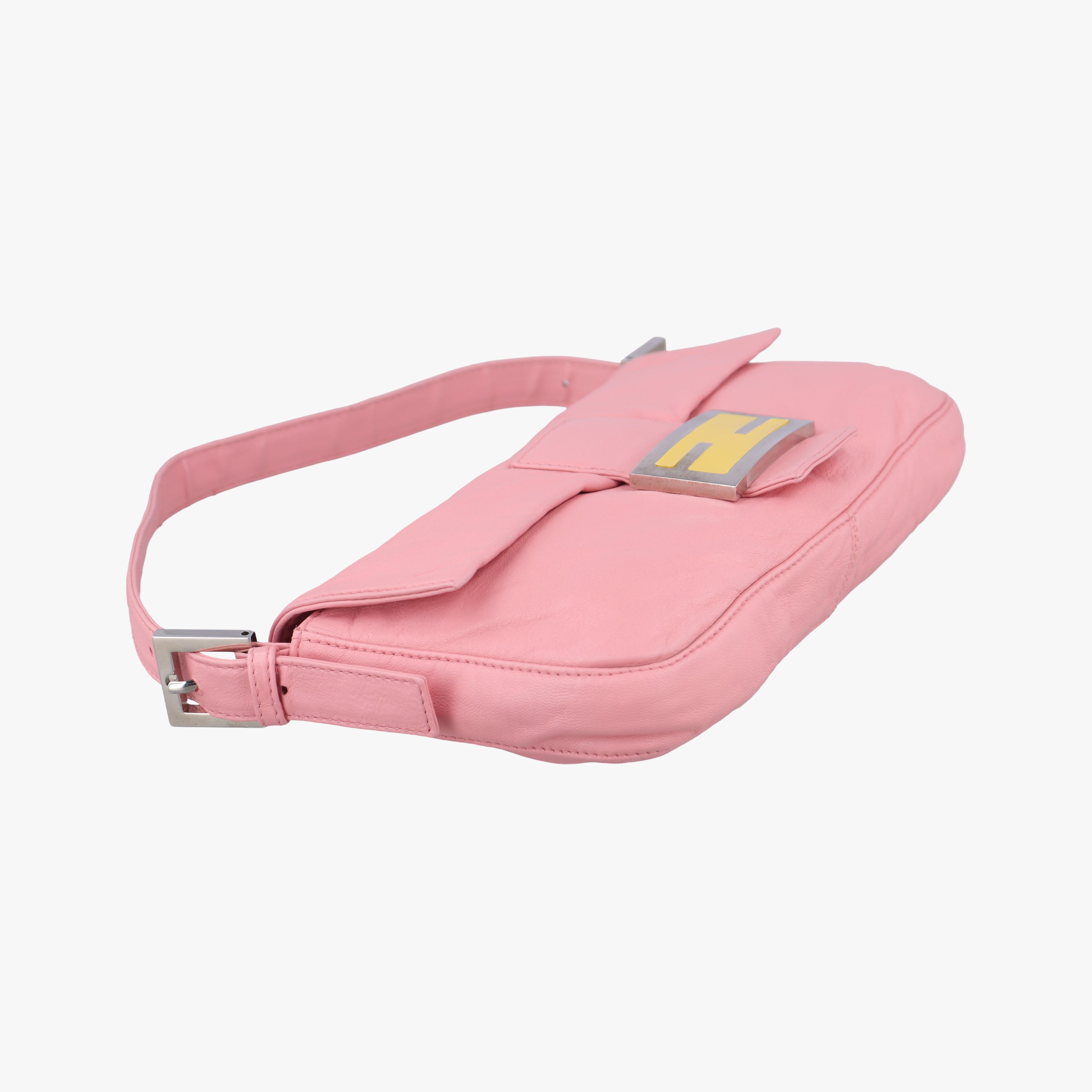 Vintage Fendi Baguette Pink lambskin 26424 handbag | stylenewstar