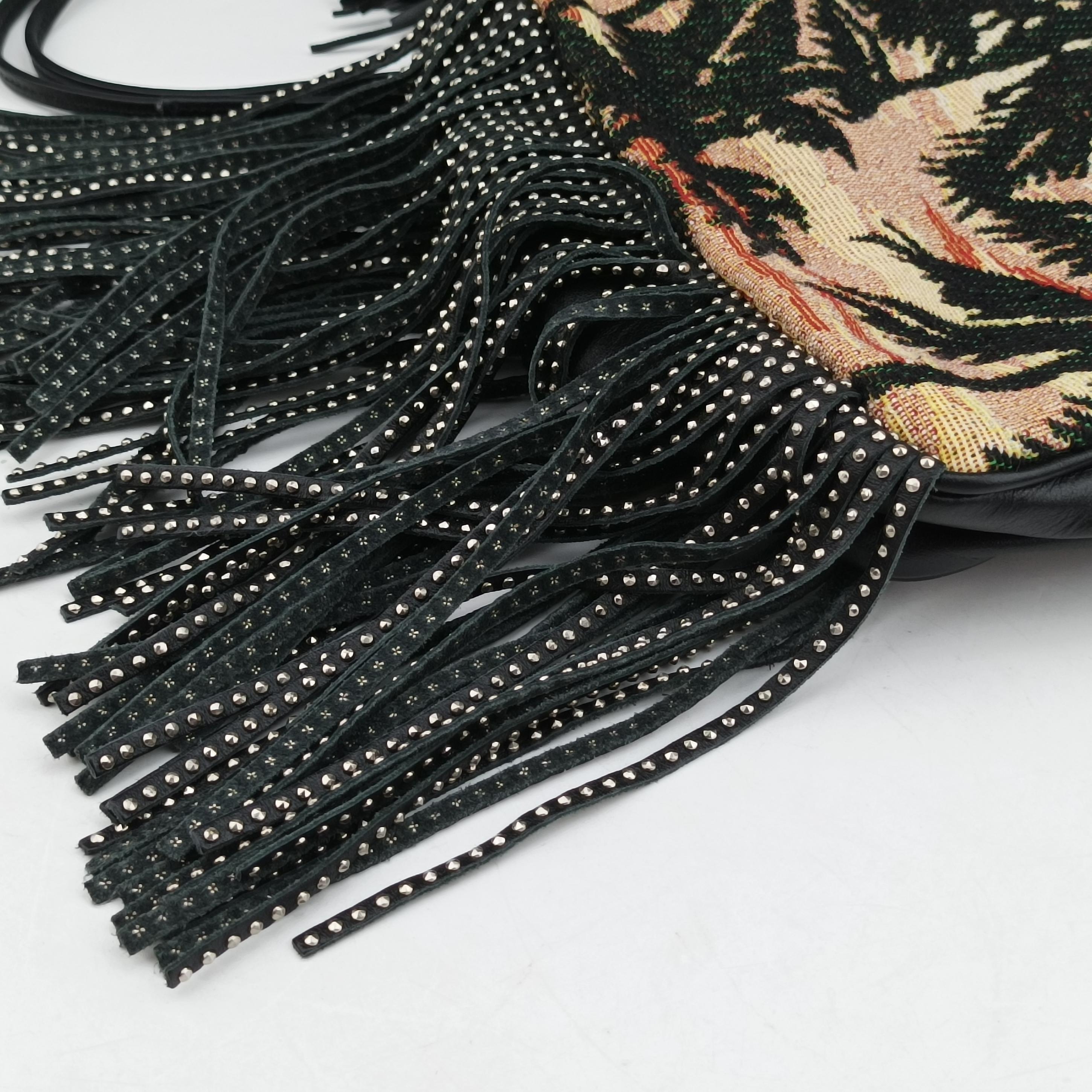 Pre-owned Yves Saint Laurent Helena Fringed Bucket Multicolour Canvas × Leather 412691 shoulderbag | stylenewstar