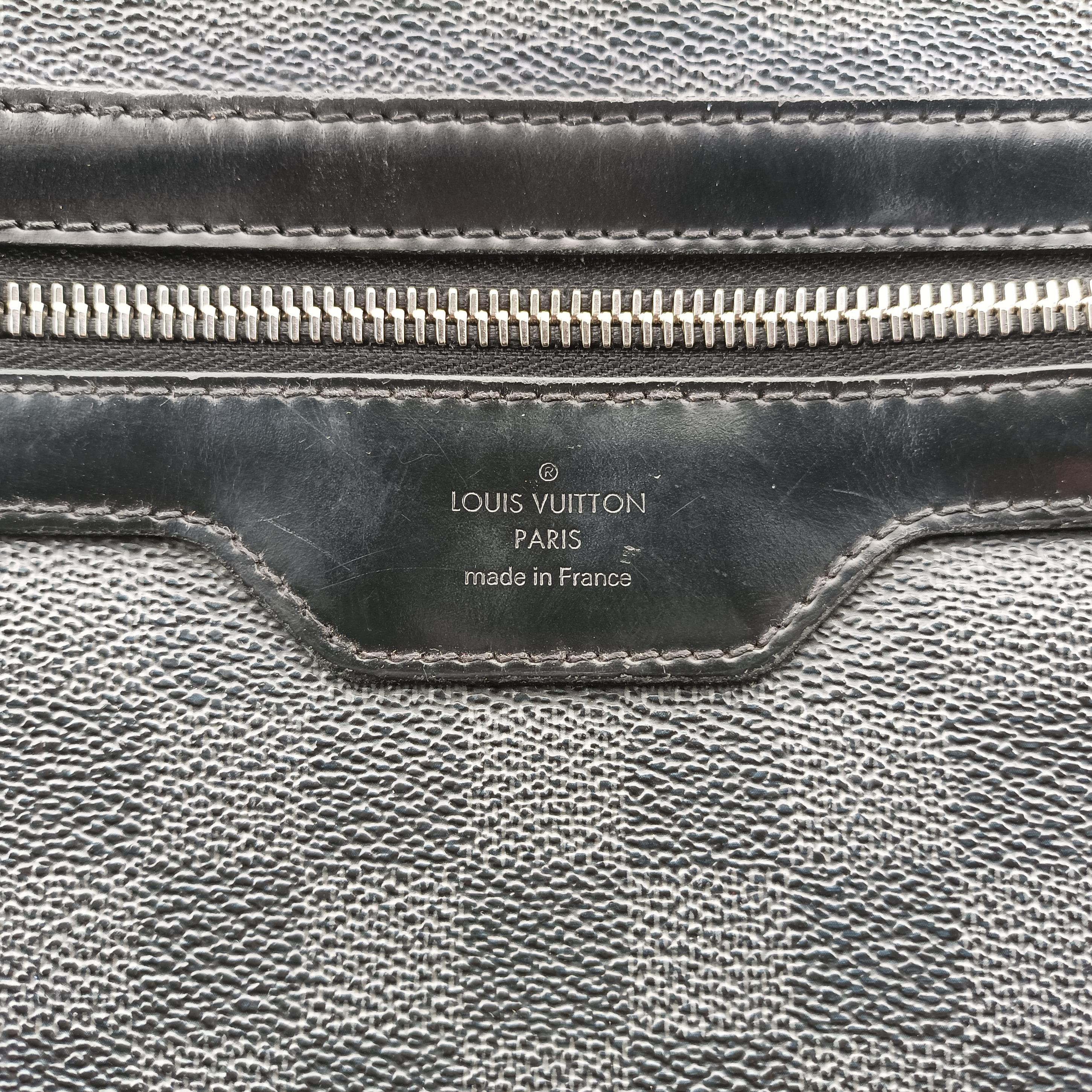 Vintage Louis Vuitton DANIEL MM Noir Damier GRAPHITE N58029 crossbodybag | stylenewstar