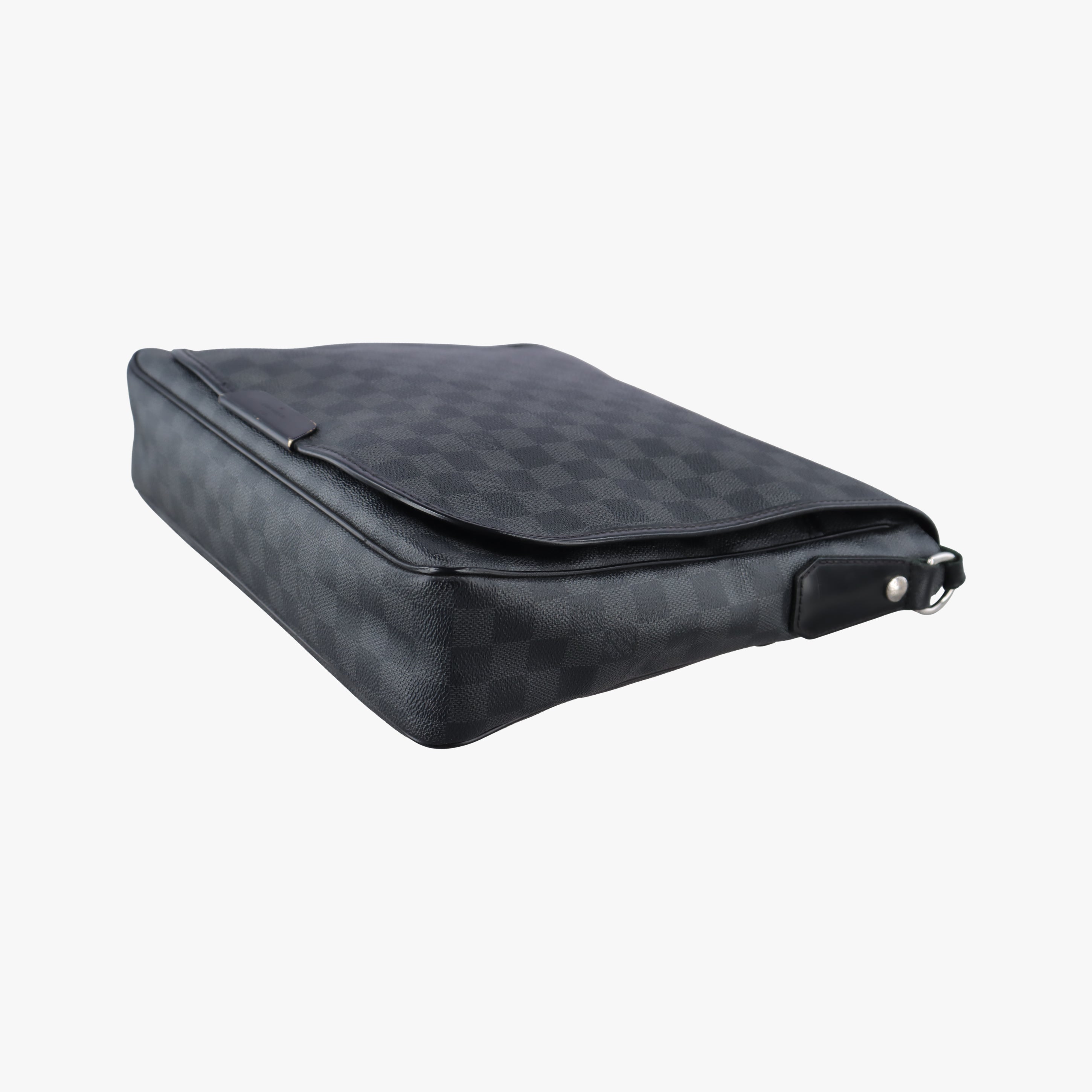 Vintage Louis Vuitton DANIEL MM Noir Damier GRAPHITE N58029 crossbodybag | stylenewstar