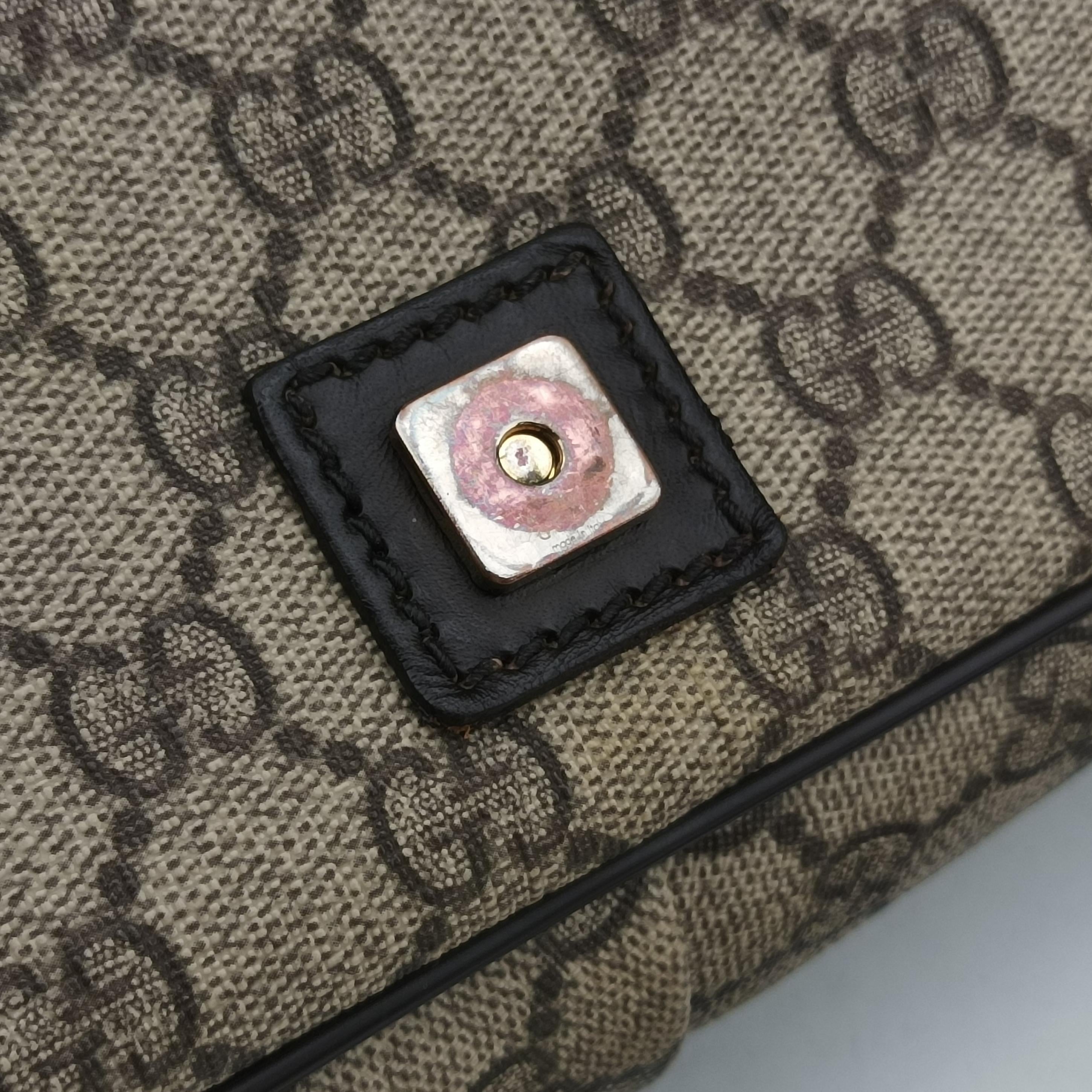 Vintage Gucci GG Supreme brown×red×green Canvas 211130 shoulderbag | stylenewstar