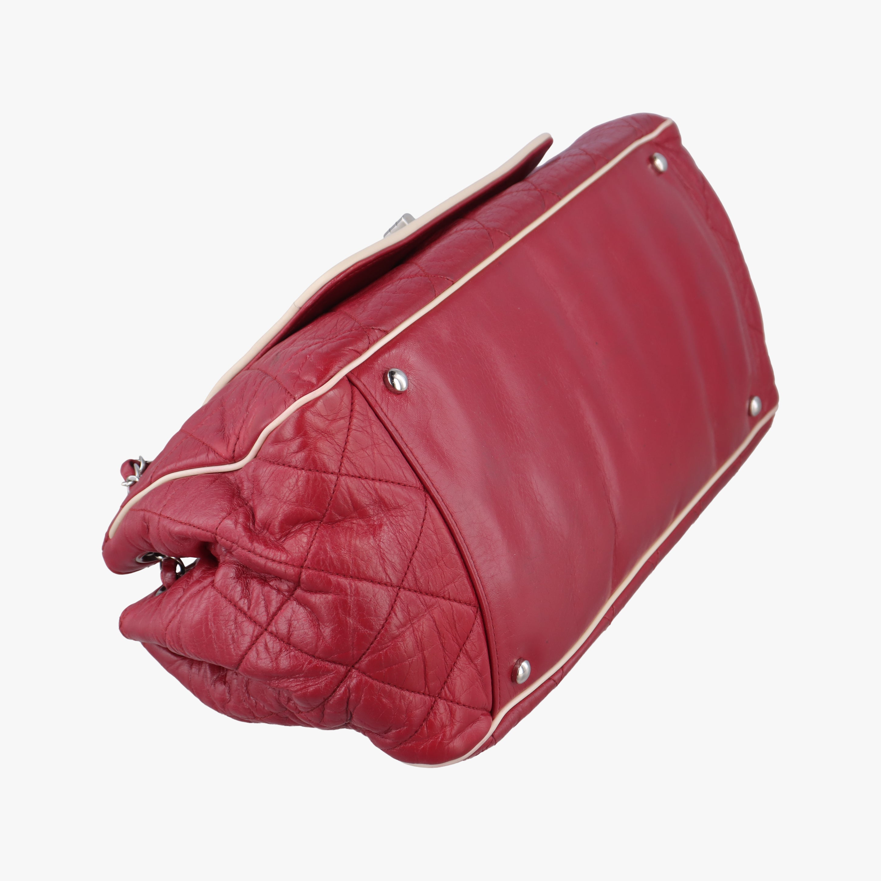 Pre-owned Chanel East West Burgundy lambskin×leather A37694 shoulderbag | stylenewstar