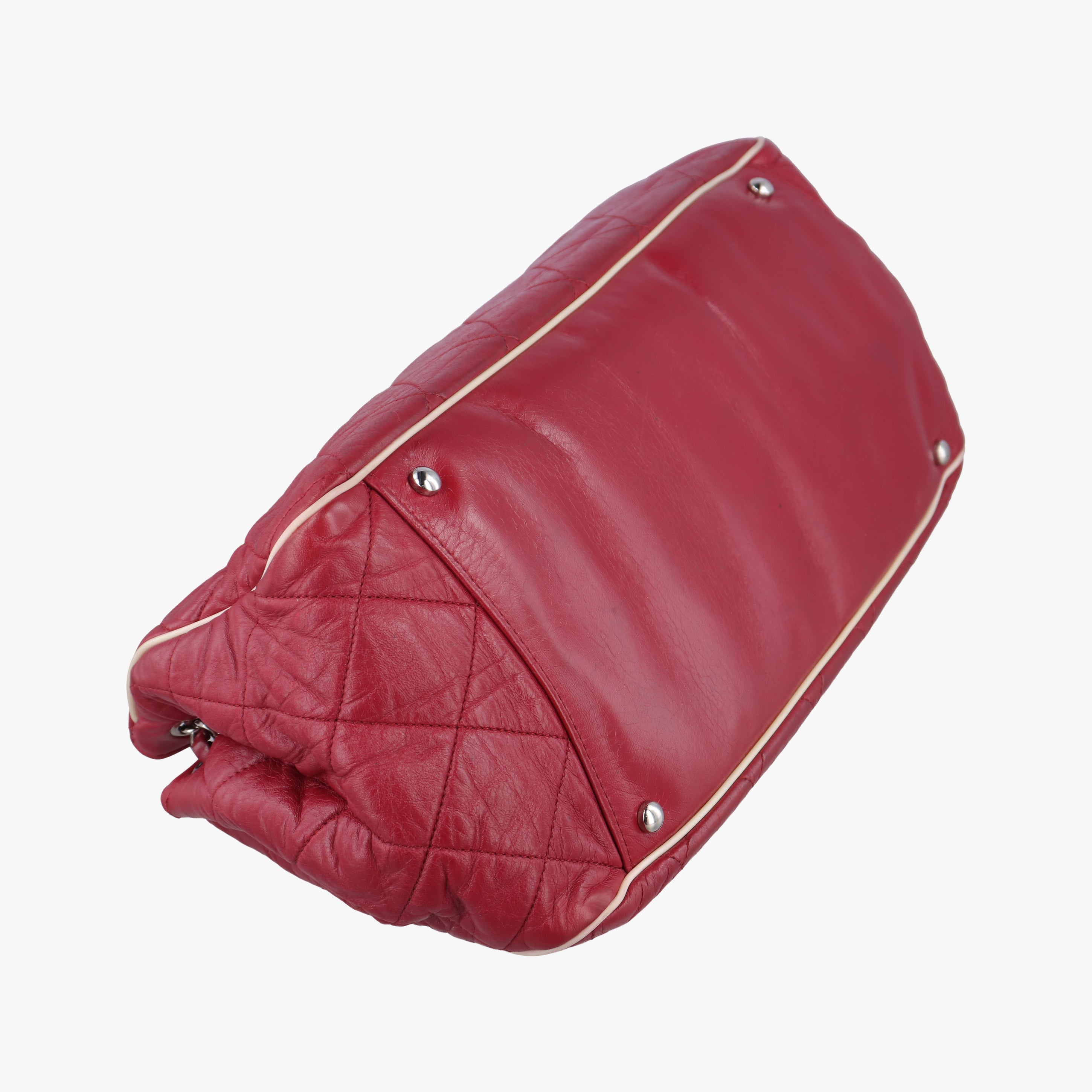 Pre-owned Chanel East West Burgundy lambskin×leather A37694 shoulderbag | stylenewstar