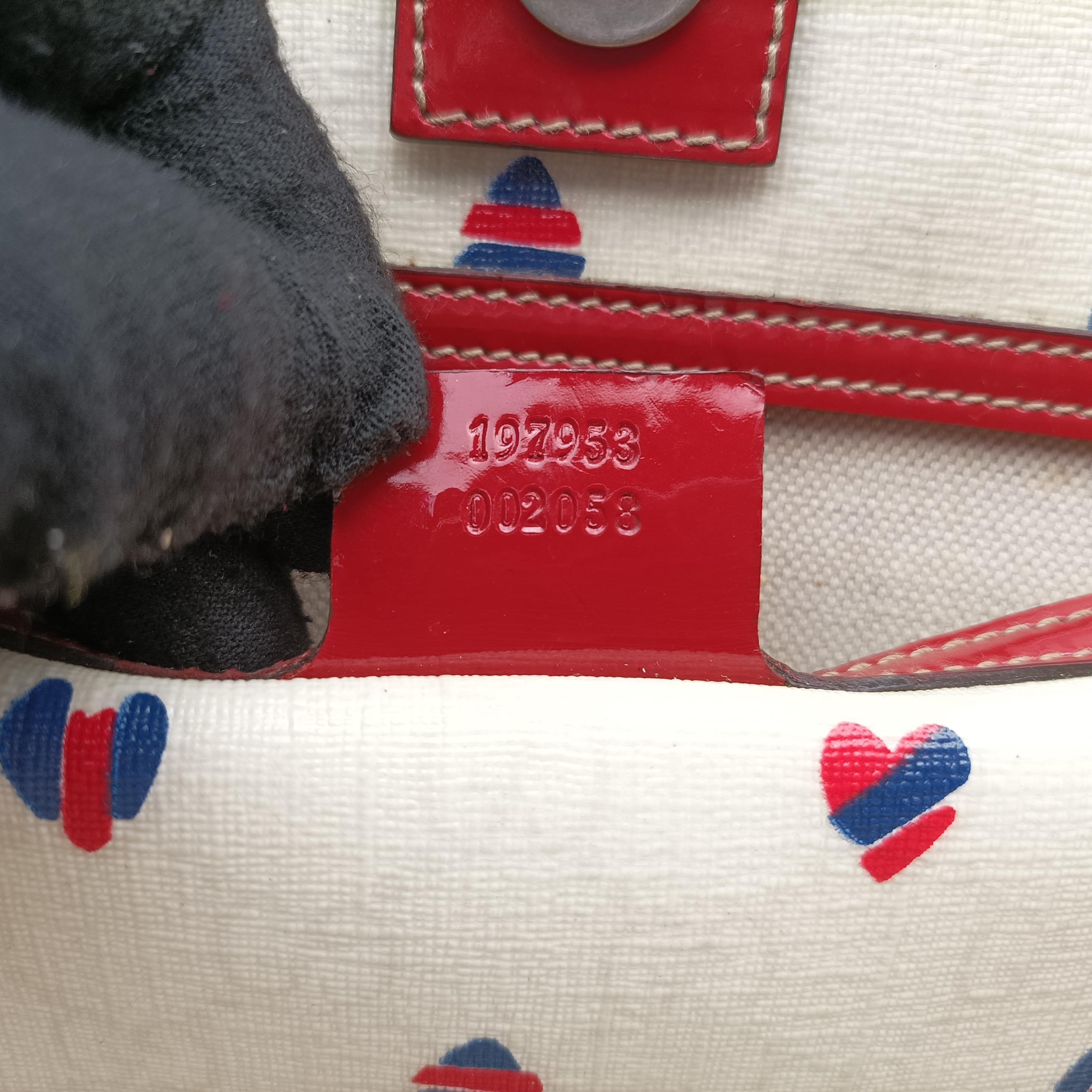 Vintage Gucci GG Supreme GG Plus heart flower White×red PVC coated canvas 197953 handbag | stylenewstar